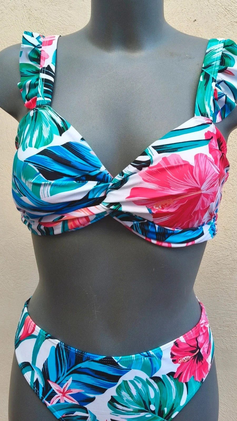 Bikini Tropical con Volantes - Talla M (Nuevo) 🌈 – Playa – taille M / 38 / 10 2