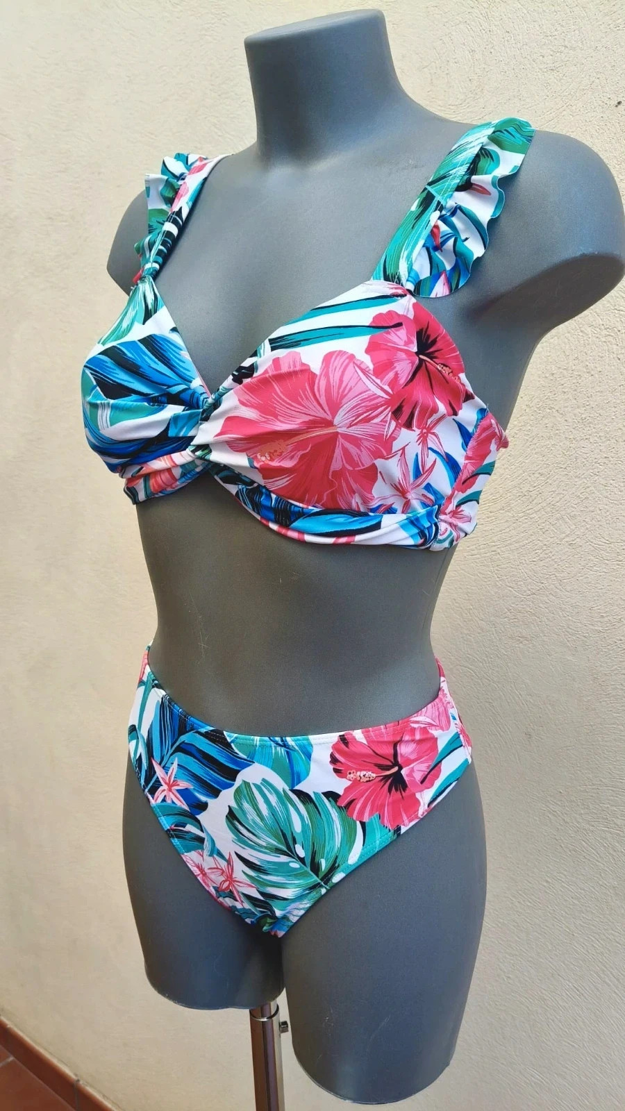 Bikini Tropical con Volantes - Talla M (Nuevo) 🌈 – Playa – taille M / 38 / 10 5