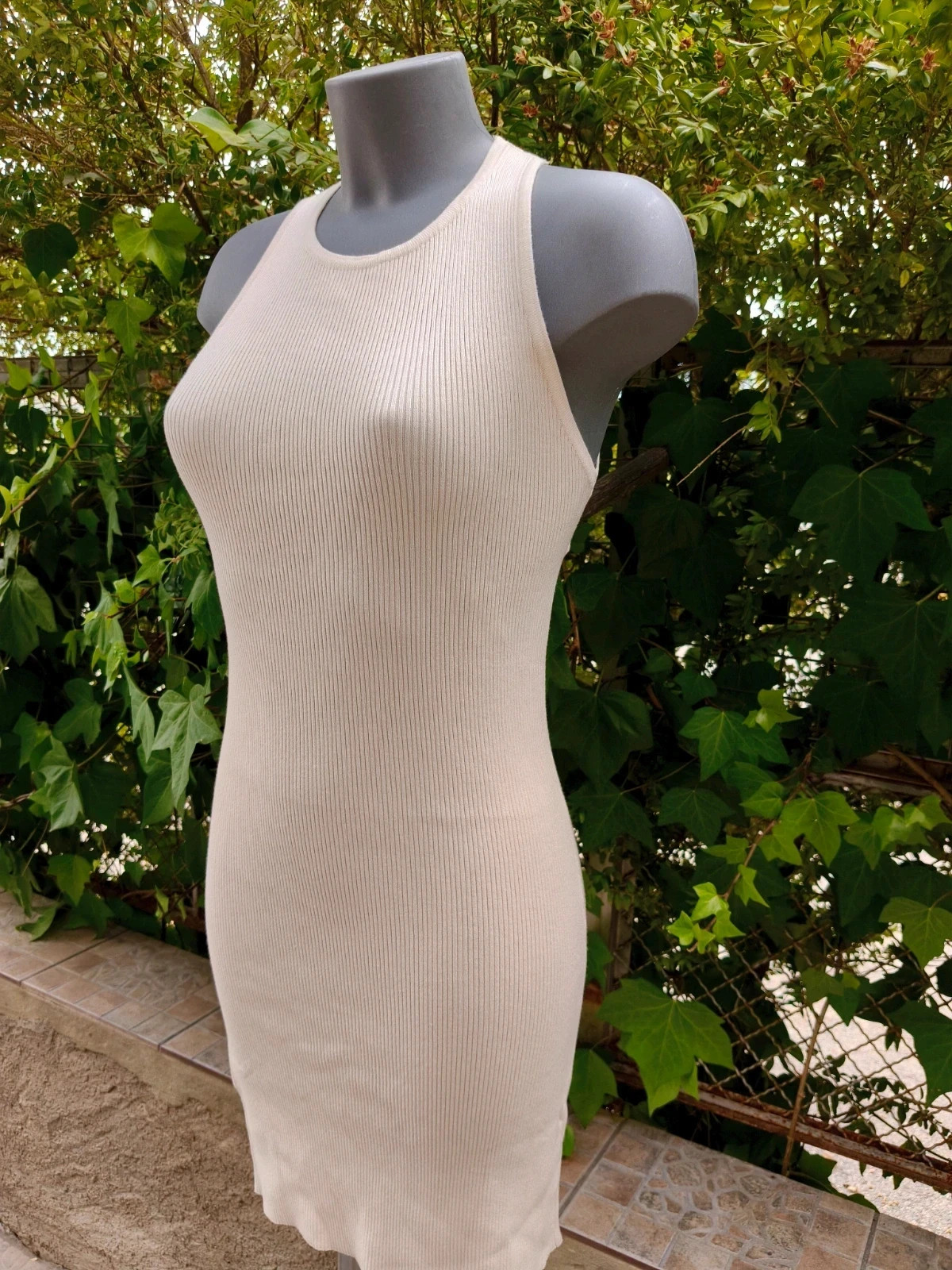 Vestido midi de canalé beige de Mango Talla L 🌈 – Mango – taille XL / 42 / 14 4