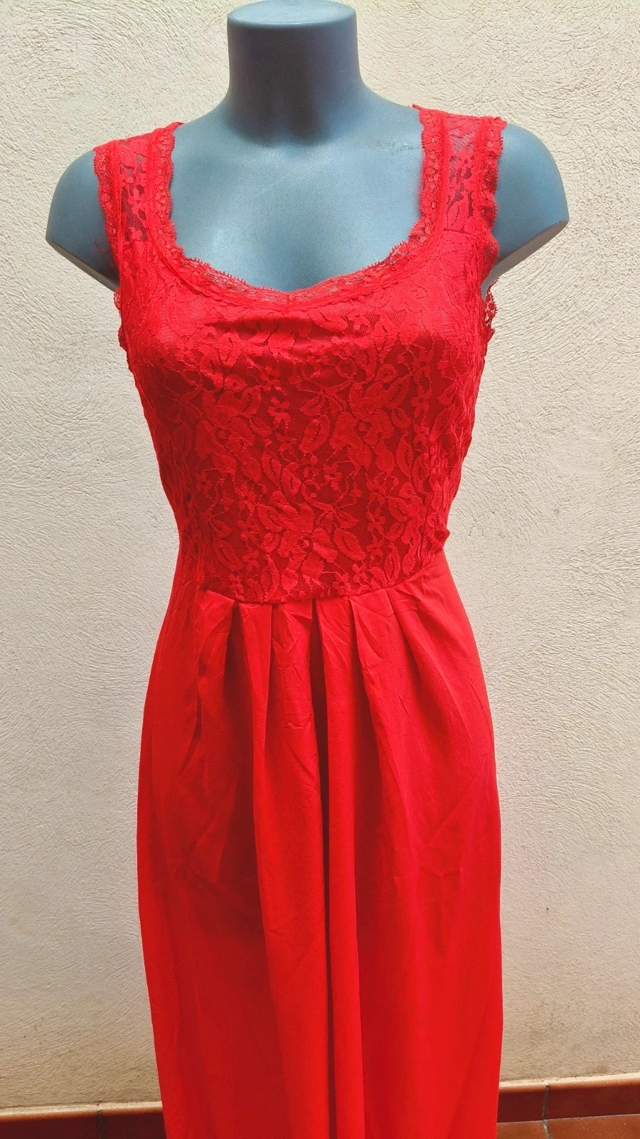 Vestido largo en rojo vibrante con encaje 🌈 – La Boutique – taille M / 38 / 10 2