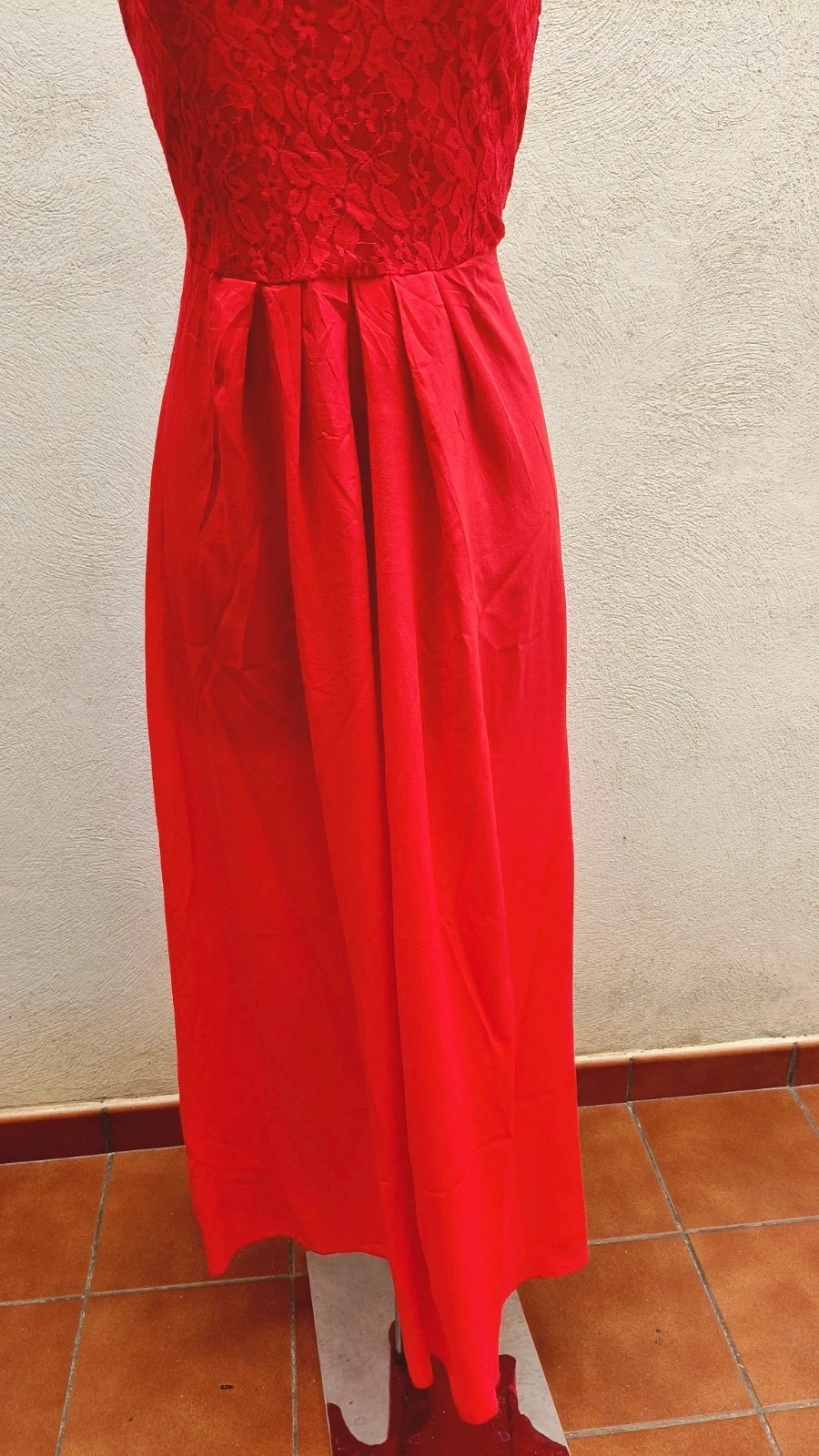 Vestido largo en rojo vibrante con encaje 🌈 – La Boutique – taille M / 38 / 10 3