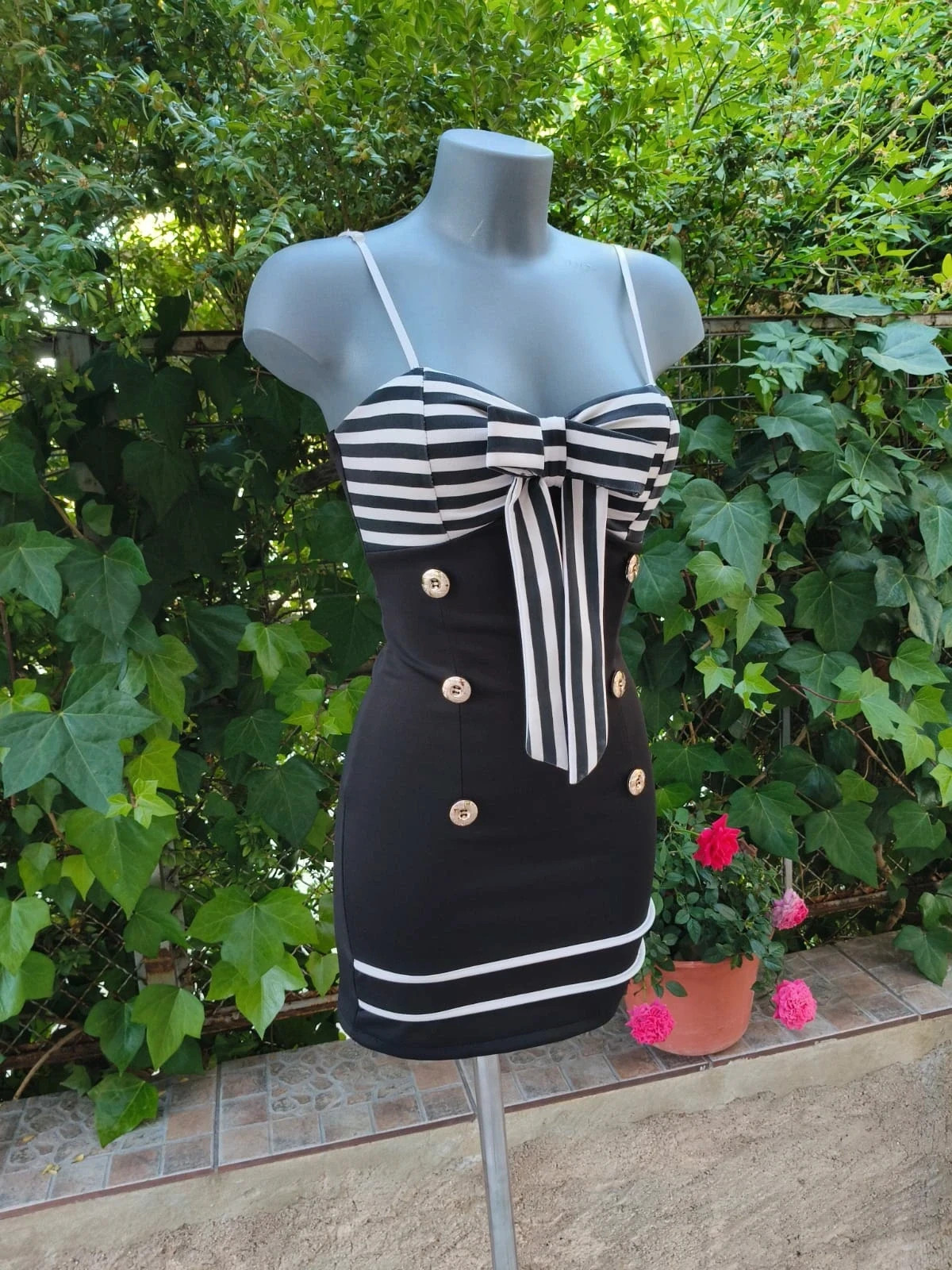 Vestido Mini Estilo Marinero / Pin-up (Con Lazada y Botones) 🌈 – Vintage Boutique – taille XS / 34 / 6 2