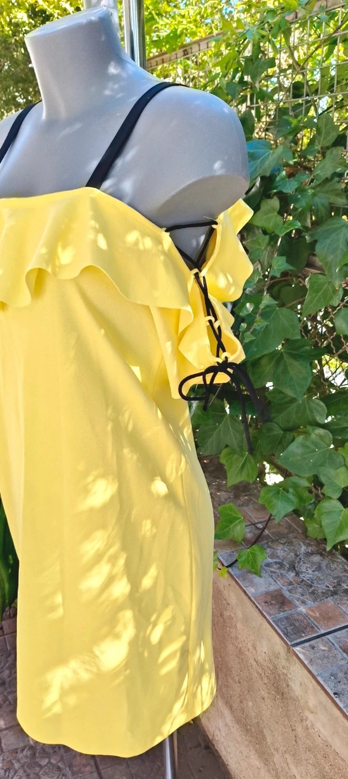Vestido Zara Amarillo - Hombros Descubiertos y Volantes 🌈 – Zara – taille S / 36 / 8 3