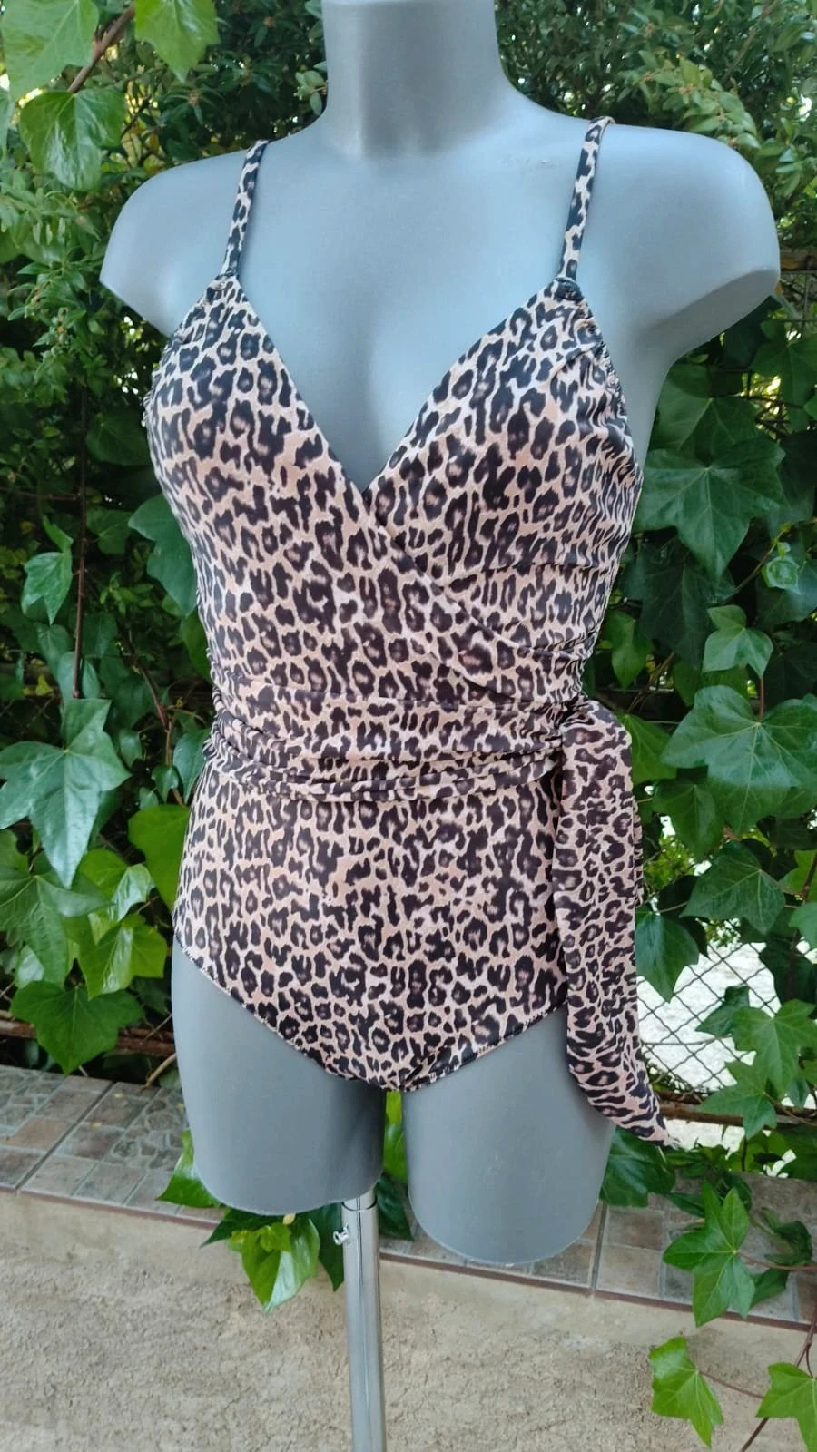 Bañador H&M Estampado de Leopardo - Efecto Moldeador 🌈 – H&M – taille S / 36 / 8 2