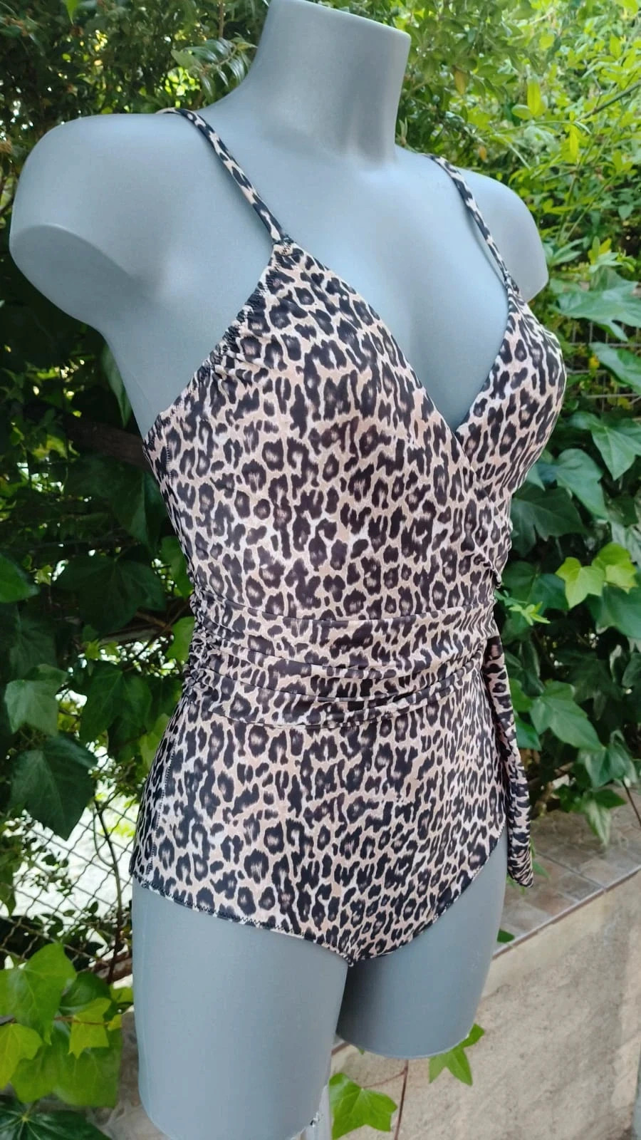 Bañador H&M Estampado de Leopardo - Efecto Moldeador 🌈 – H&M – taille S / 36 / 8 3