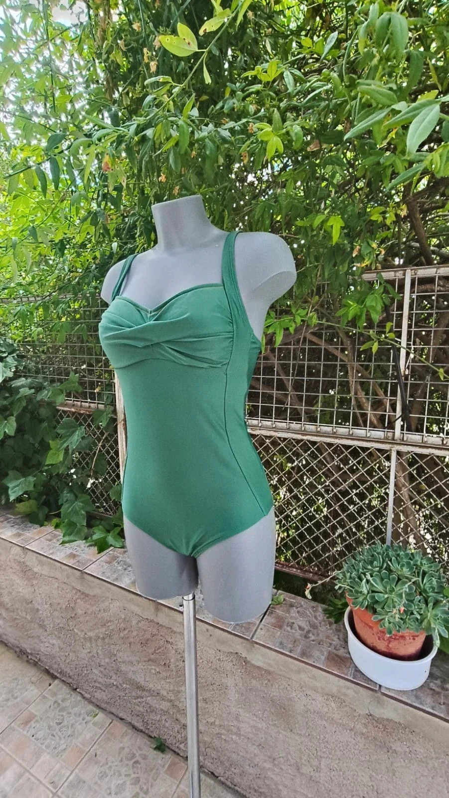 Bañador Moldeador Verde Oliva - HEMA (Talla M) 🌈 – Hema – taille M / 38 / 10 4