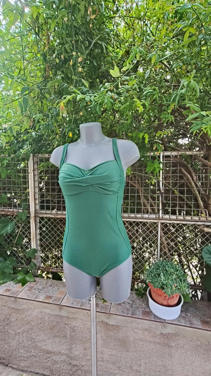 Bañador Moldeador Verde Oliva - HEMA (Talla M) 🌈 – Hema – taille M / 38 / 10 5