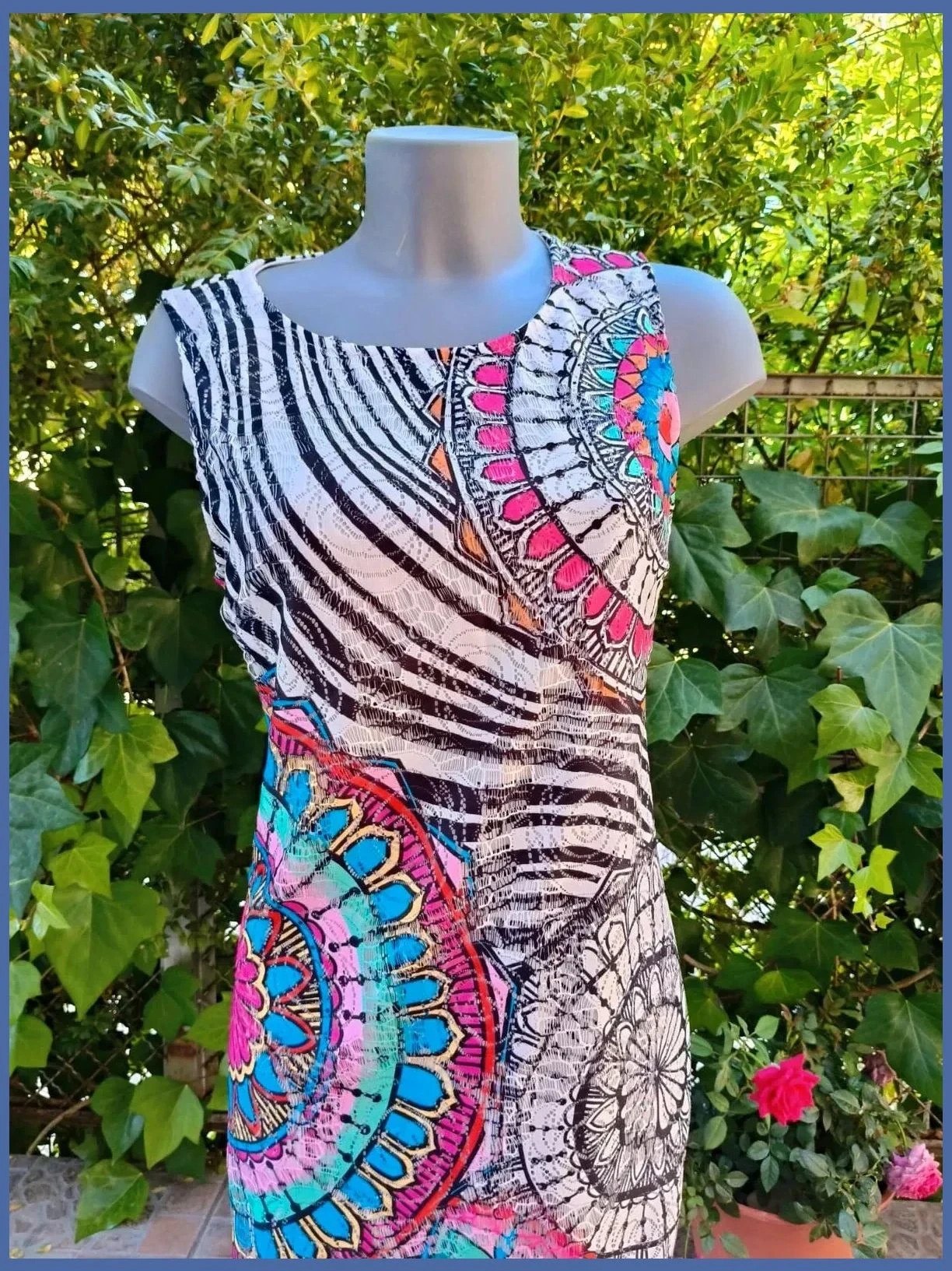 Vestido ajustado Izabel London XL con mandalas coloridas – Izabel London – taille XL / 42 / 14 2