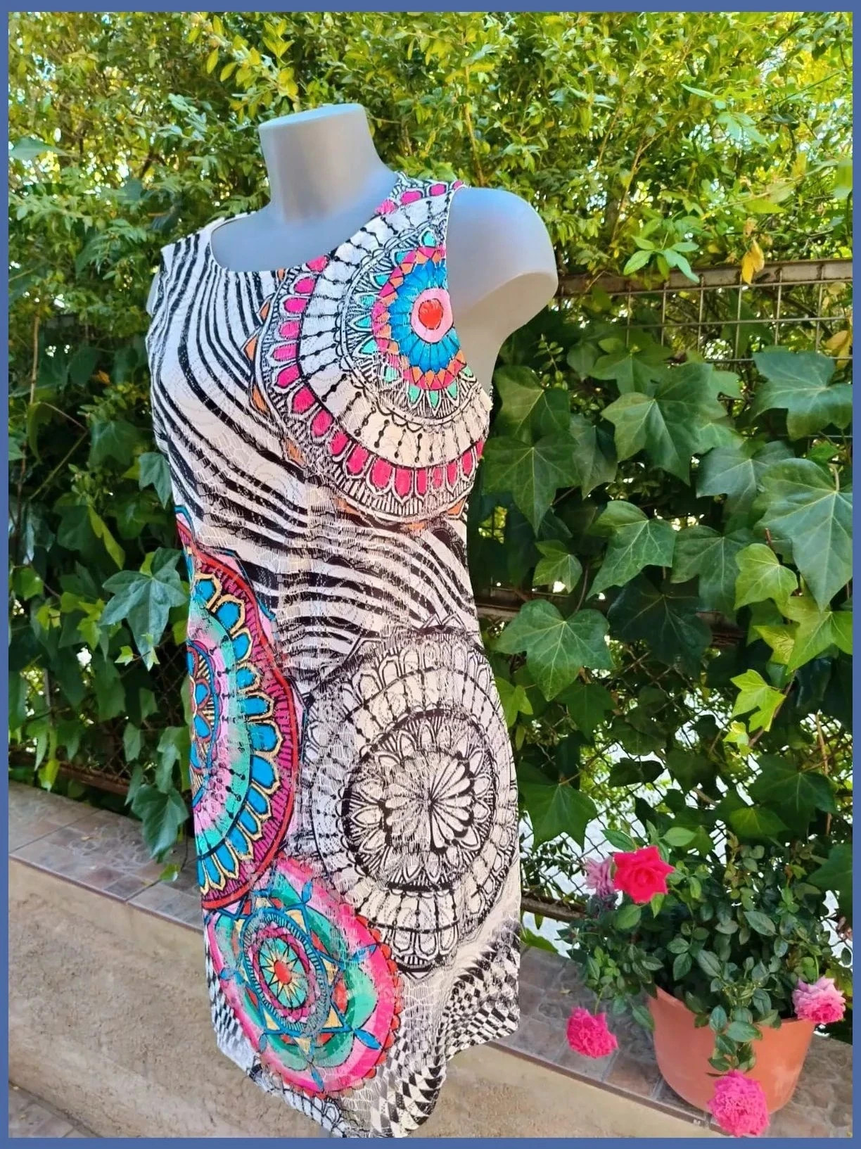 Vestido ajustado Izabel London XL con mandalas coloridas – Izabel London – taille XL / 42 / 14 5