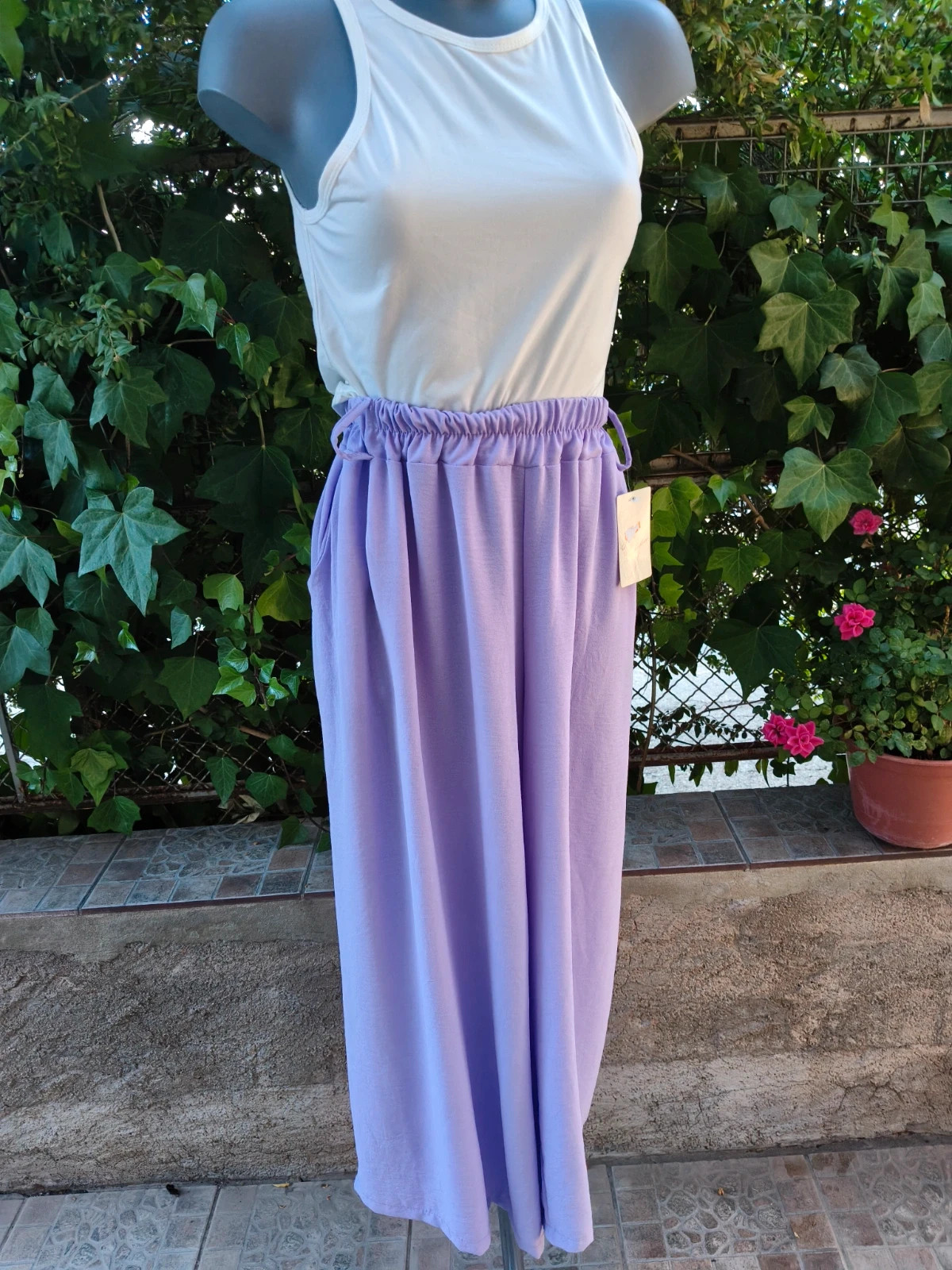 Pantalón ancho Lila 🌈 – New Collection – taille L / 40 / 12 2
