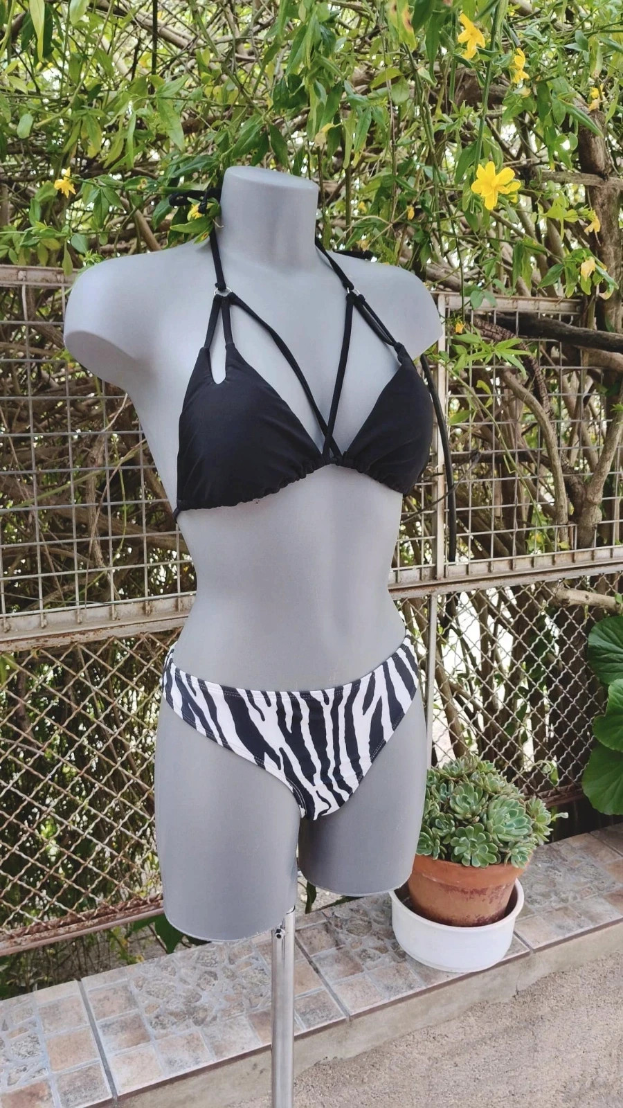 Bikini de Dos Piezas Janina - Estilo Cebra y Negro 🌈 – Janina – taille L / 40 / 12 3