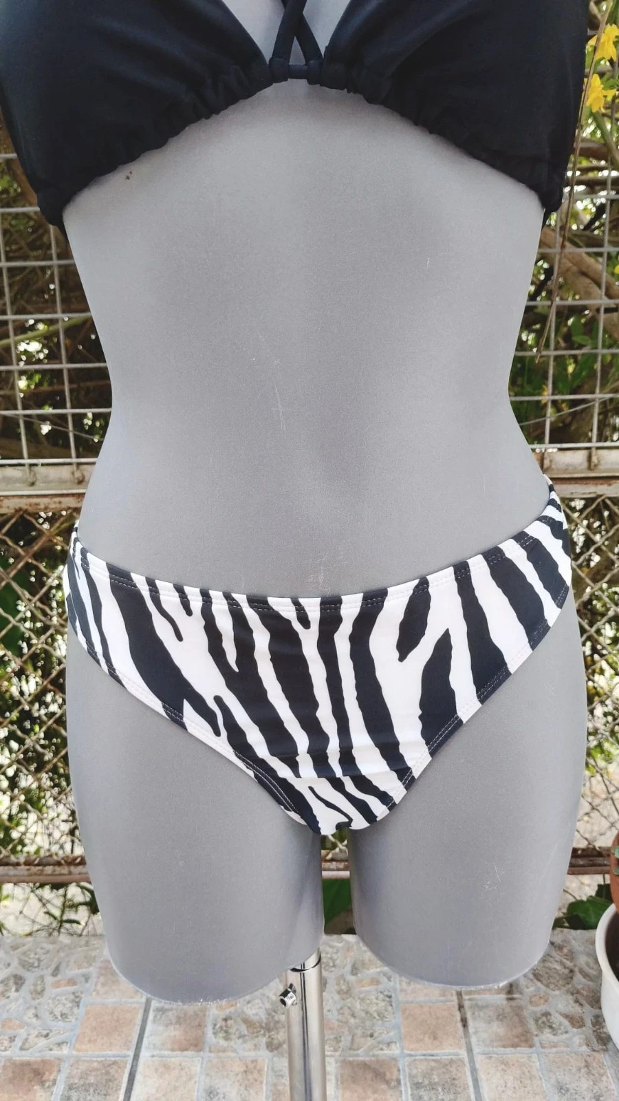 Bikini de Dos Piezas Janina - Estilo Cebra y Negro 🌈 – Janina – taille L / 40 / 12 4