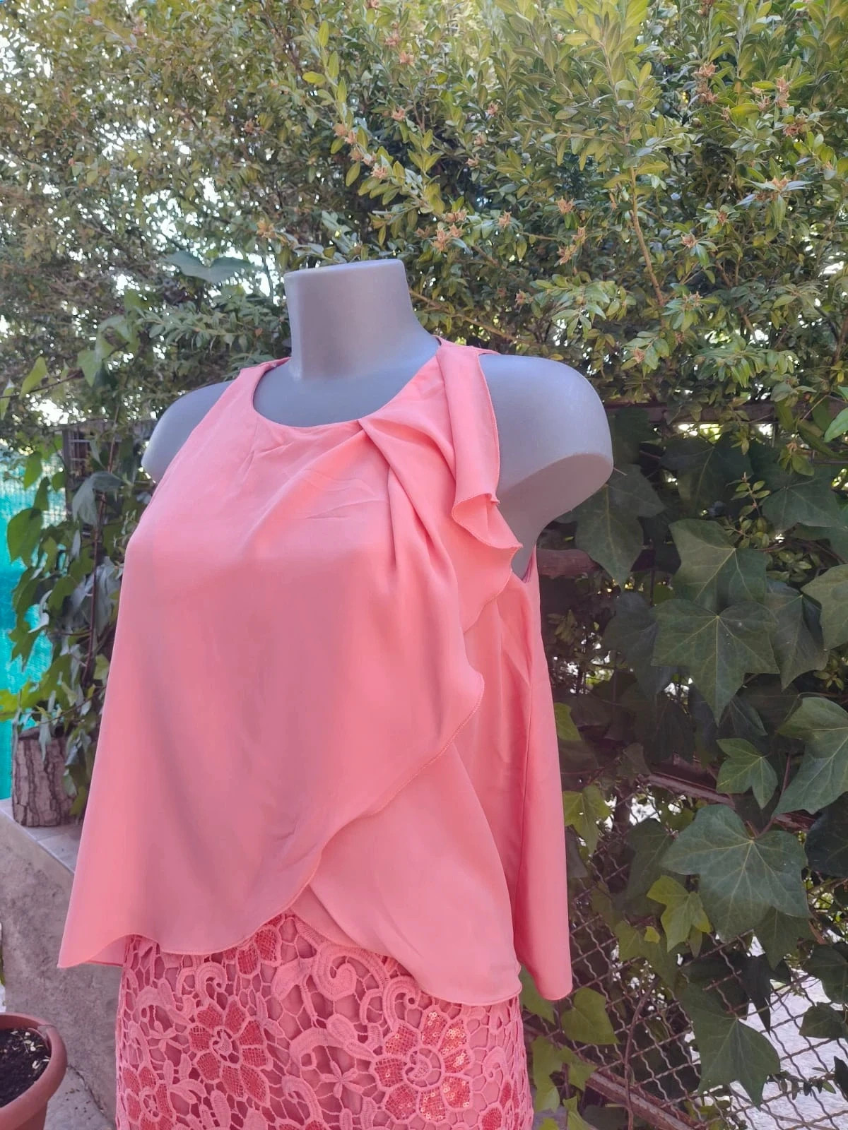 Vestido Coral con Encaje y Lentejuelas – Fórmula Joven (Talla 38)🌈 – Fórmula Joven – taille M / 38 / 10 4