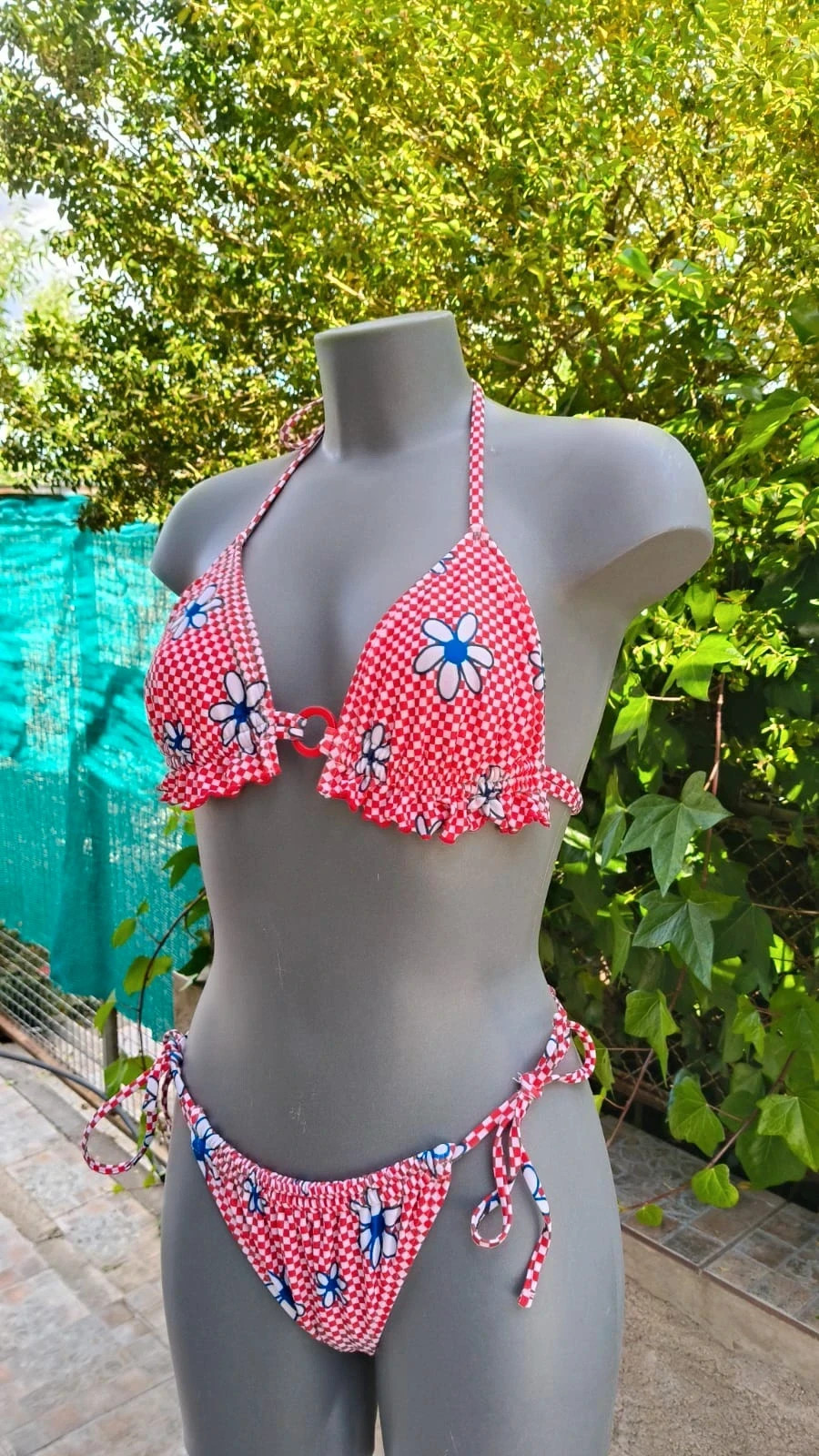 Bikini Estampado Floral y Rojo - Talla M – Summer – taille M / 38 / 10 2
