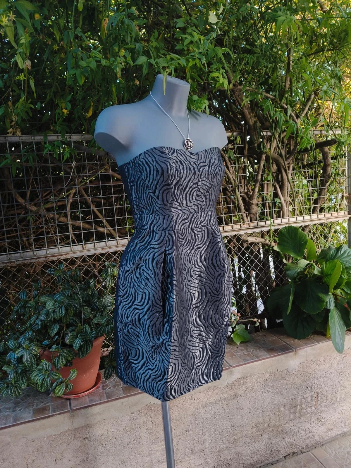 Vestido Palabra de Honor con Relieve Satinado 🌈 – Jeans & Clothes – taille S / 36 / 8 4