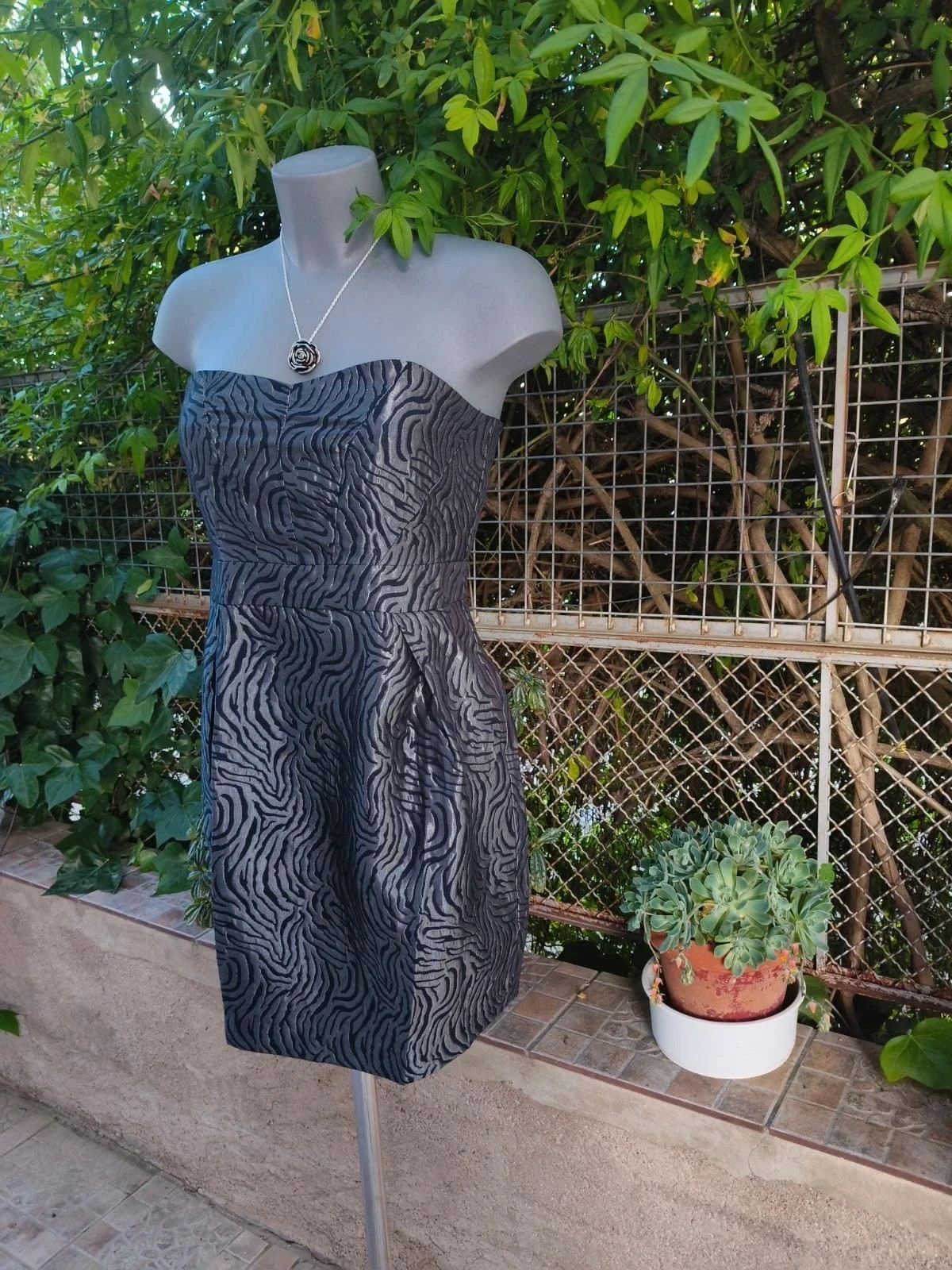 Vestido Palabra de Honor con Relieve Satinado 🌈 – Jeans & Clothes – taille S / 36 / 8 3