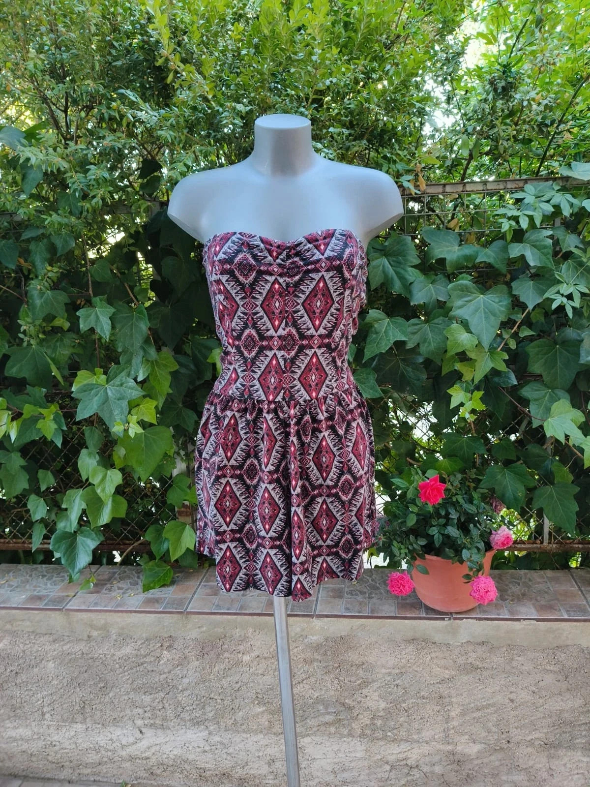 Mono Corto Palabra de Honor con Estampado Étnico – Tally Weijl (Talla XL) 🌈