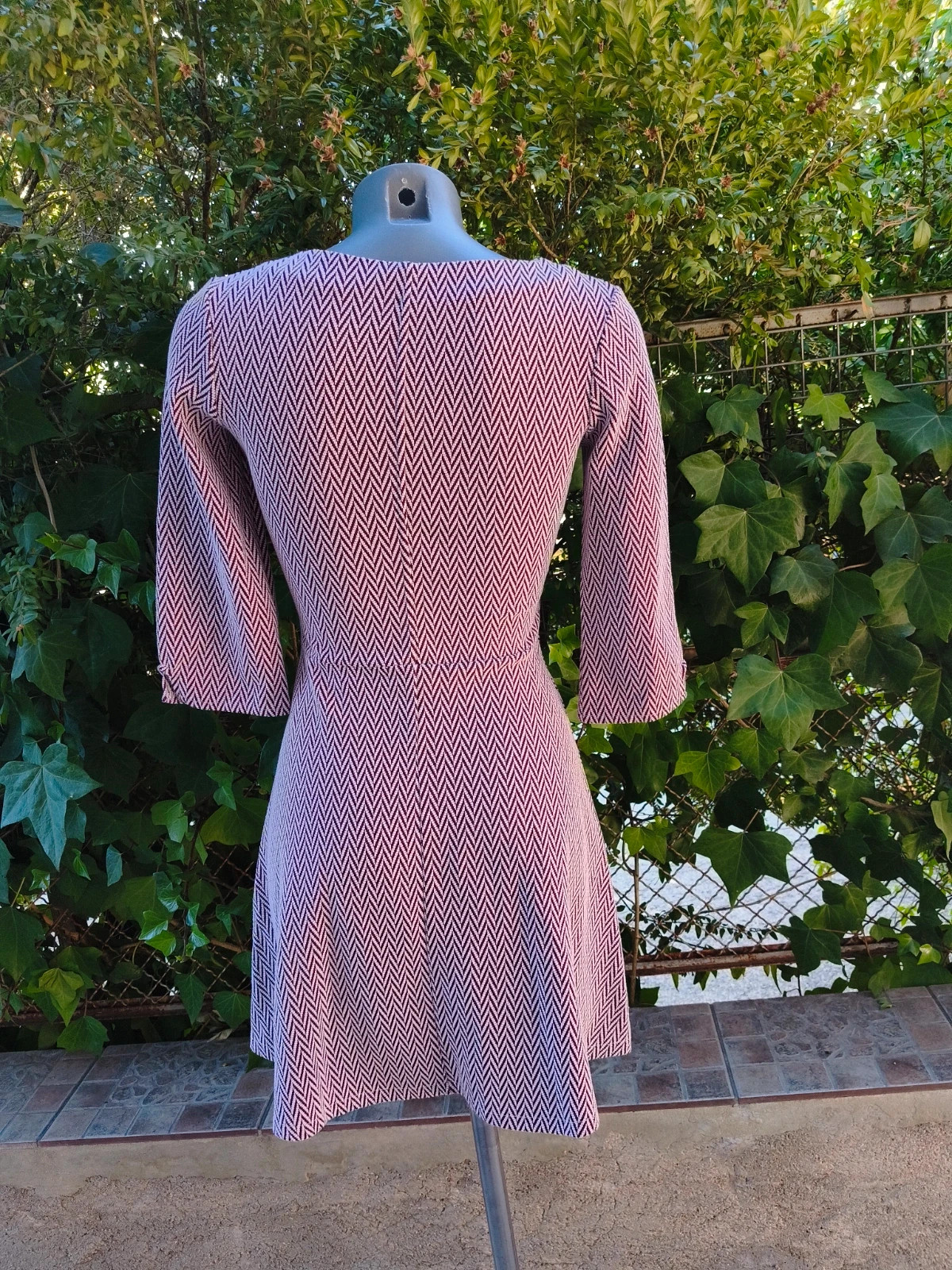 Vestido corto de Fórmula joven estampado zigzag – Fórmula Joven – taille S / 36 / 8 5