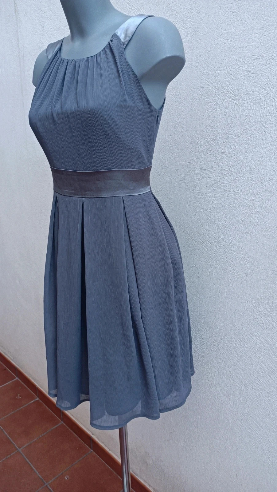 Precioso Vestido de Cóctel Orsay - Gris Antracita Plisado con Lazo - Talla 36 🌈 – ORSAY – taille S / 36 / 8 5