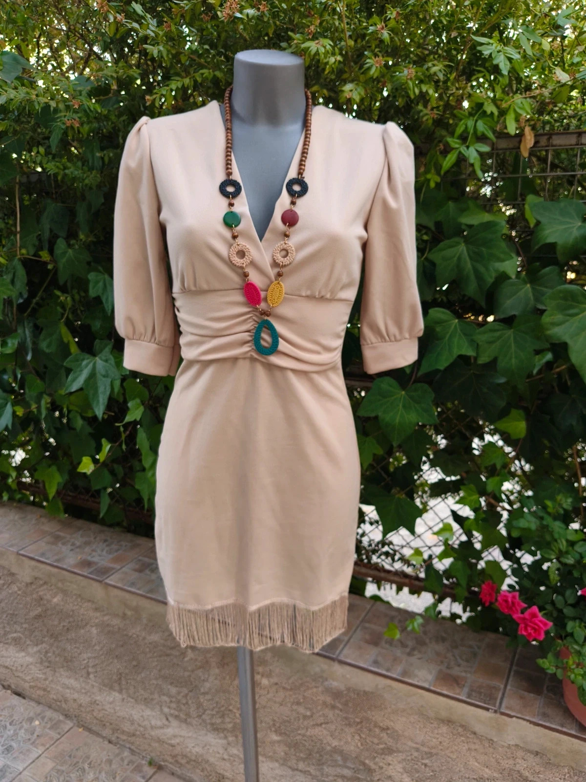 Vestido beige corto con flecos 🌈 – La Boutique – taille S / 36 / 8 2