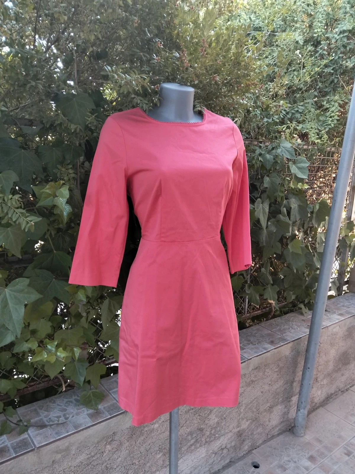 Vestido coral R Edition midi con espalda descubierta 🌈 – R Edition – taille M / 38 / 10 3