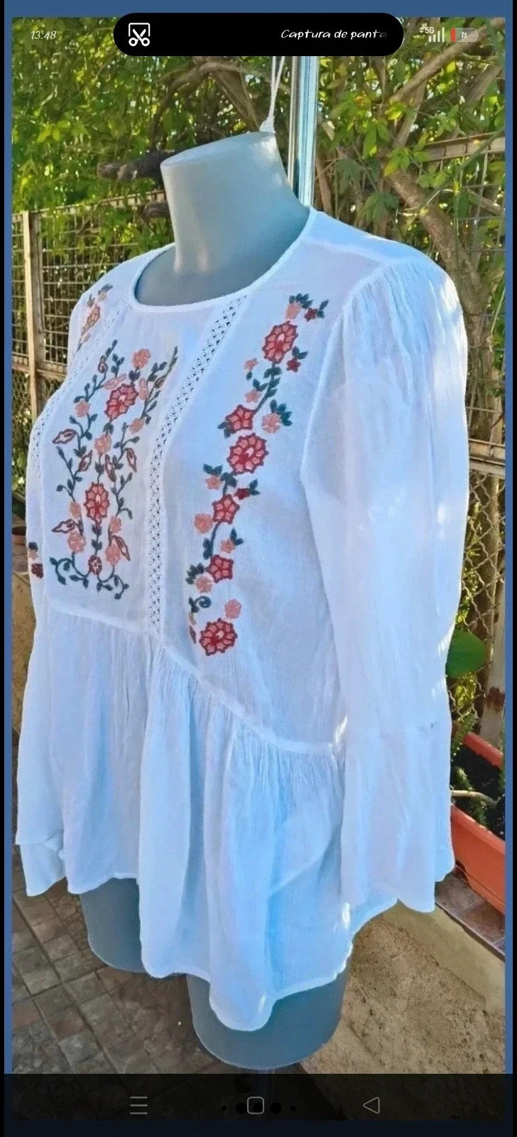 Blusa blanca con bordados florales 🌈 – Boutique Bohéme – taille M / 38 / 10 4