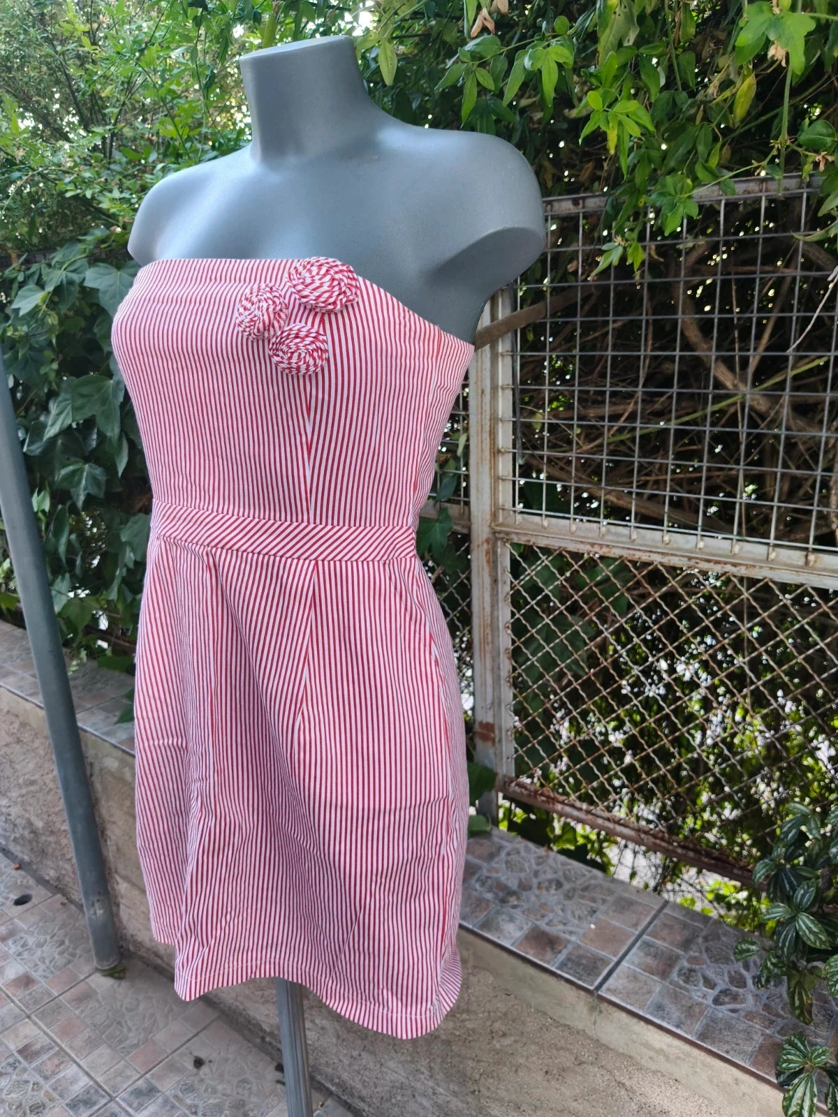 Vestido palabra de honor a rayas Juan Marcos 🌈 – Juan Marcos – taille M / 38 / 10 4