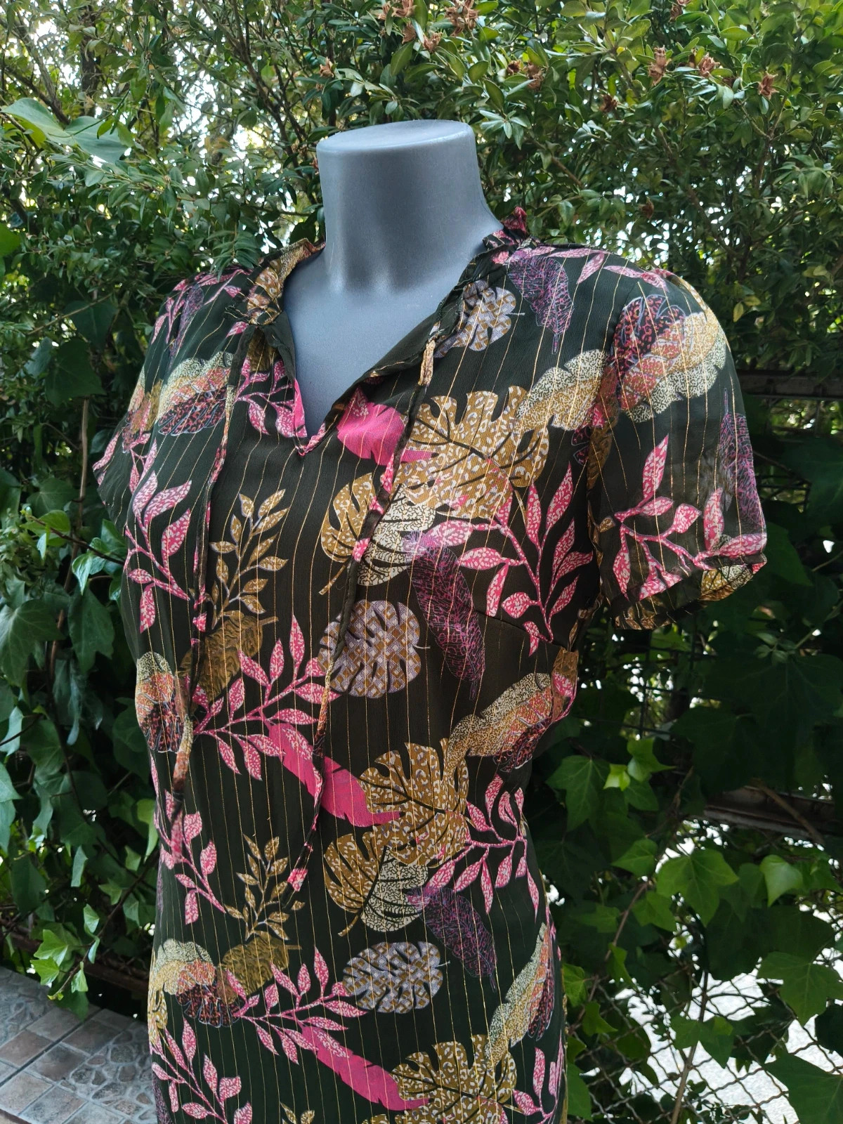 Vestido corto estampado tropical con hilos dorados 🌈 – Blancheporte – taille L / 40 / 12 4