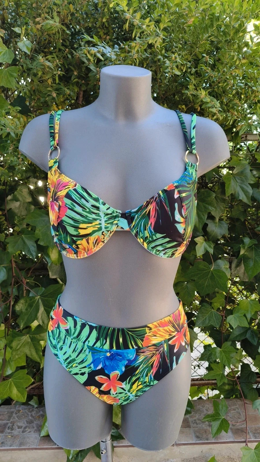 Bikini Tropical de Talle Alto - Nuevo y Colorido 🌈 – Summer – taille L / 40 / 12 2