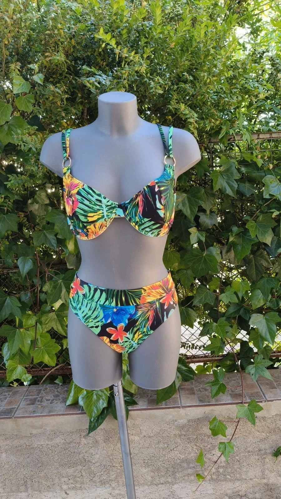Bikini Tropical de Talle Alto - Nuevo y Colorido 🌈