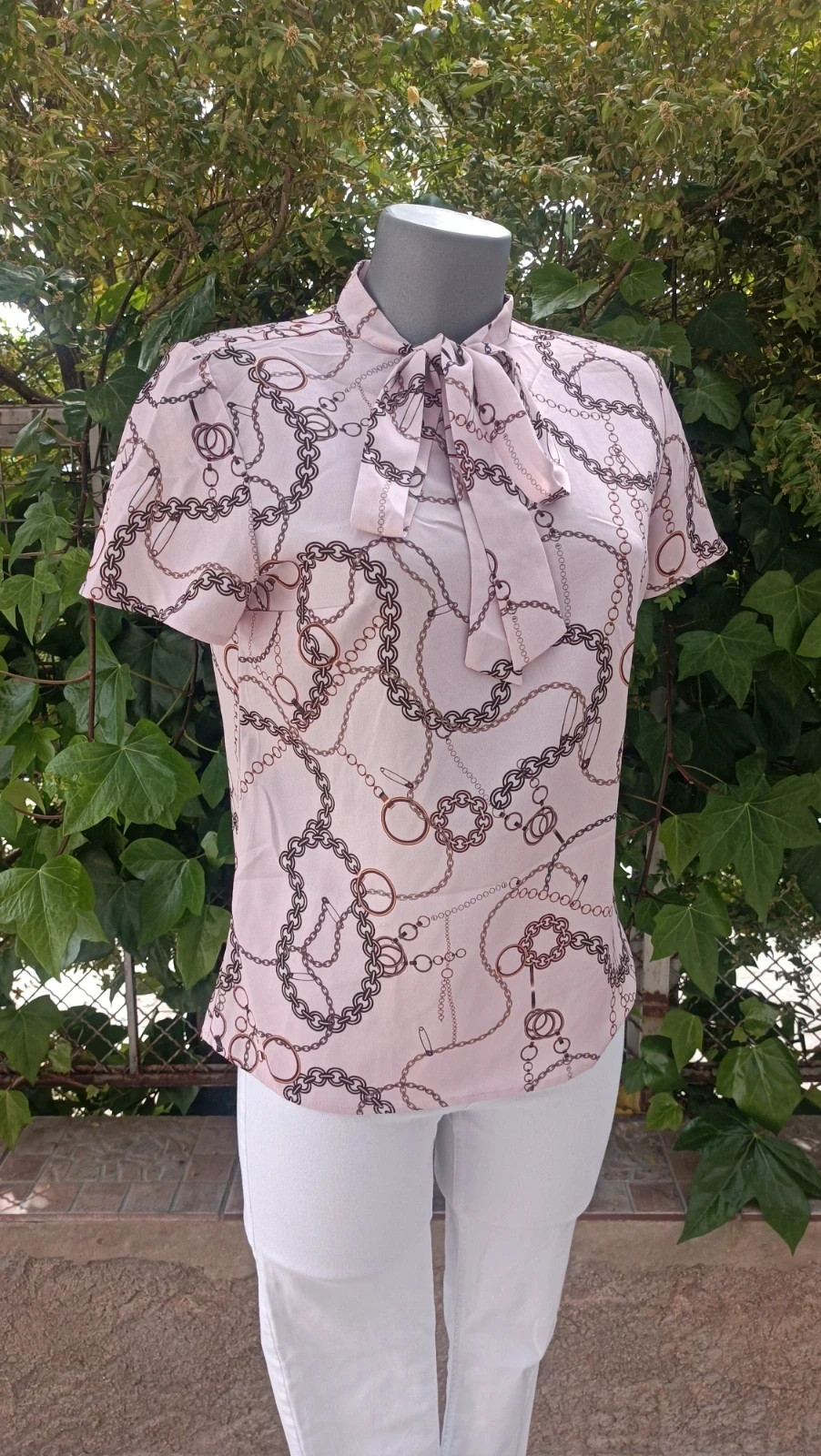 Blusa romántica rosa con estampado de cadenas – Mohito 🌈 – Mohito – taille S / 36 / 8 2