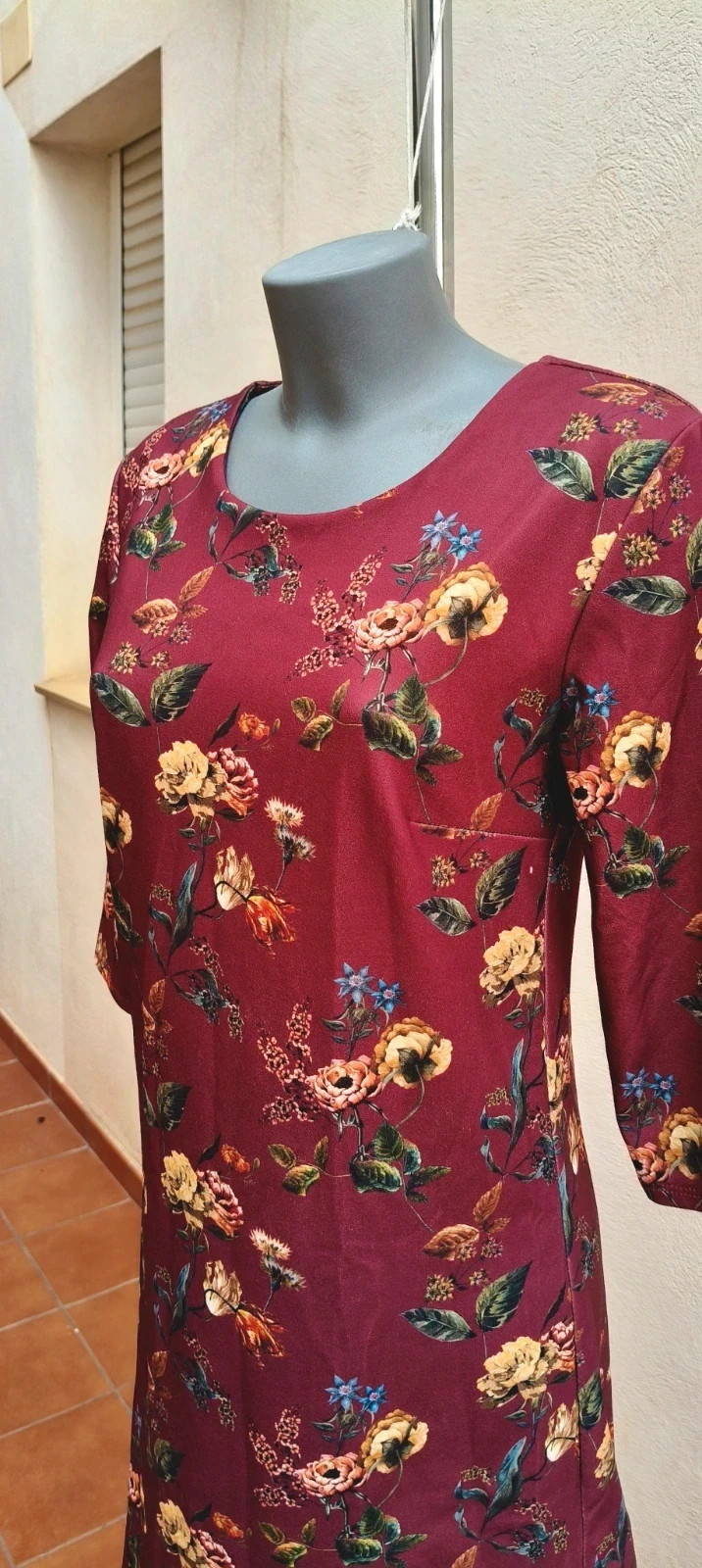 Vestido corto granate floral, manga 3/4 🌈 – La Boutique – taille L / 40 / 12 3