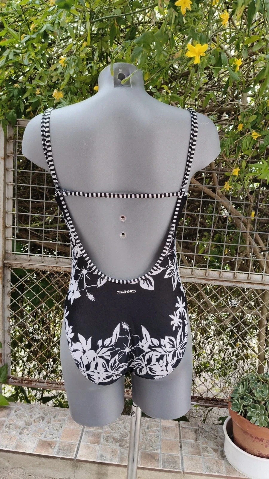 Bañador Tribord Negro con Estampado Floral - Talla M 🌈 – Tribord – taille M / 38 / 10 3