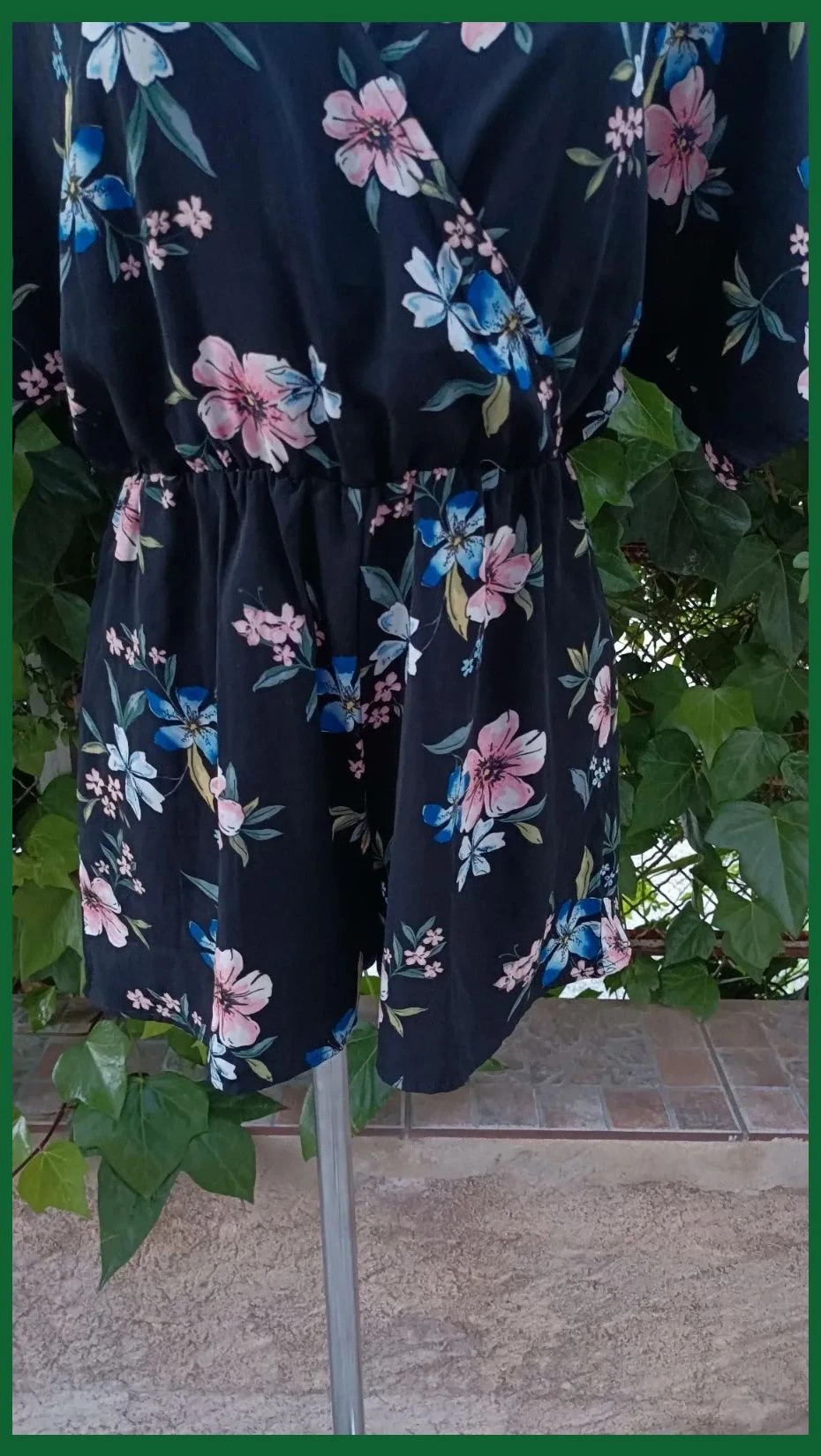 Mono corto floral negro - Jennyfer (Talla M) 🌈 – Jennyfer – taille M / 38 / 10 5