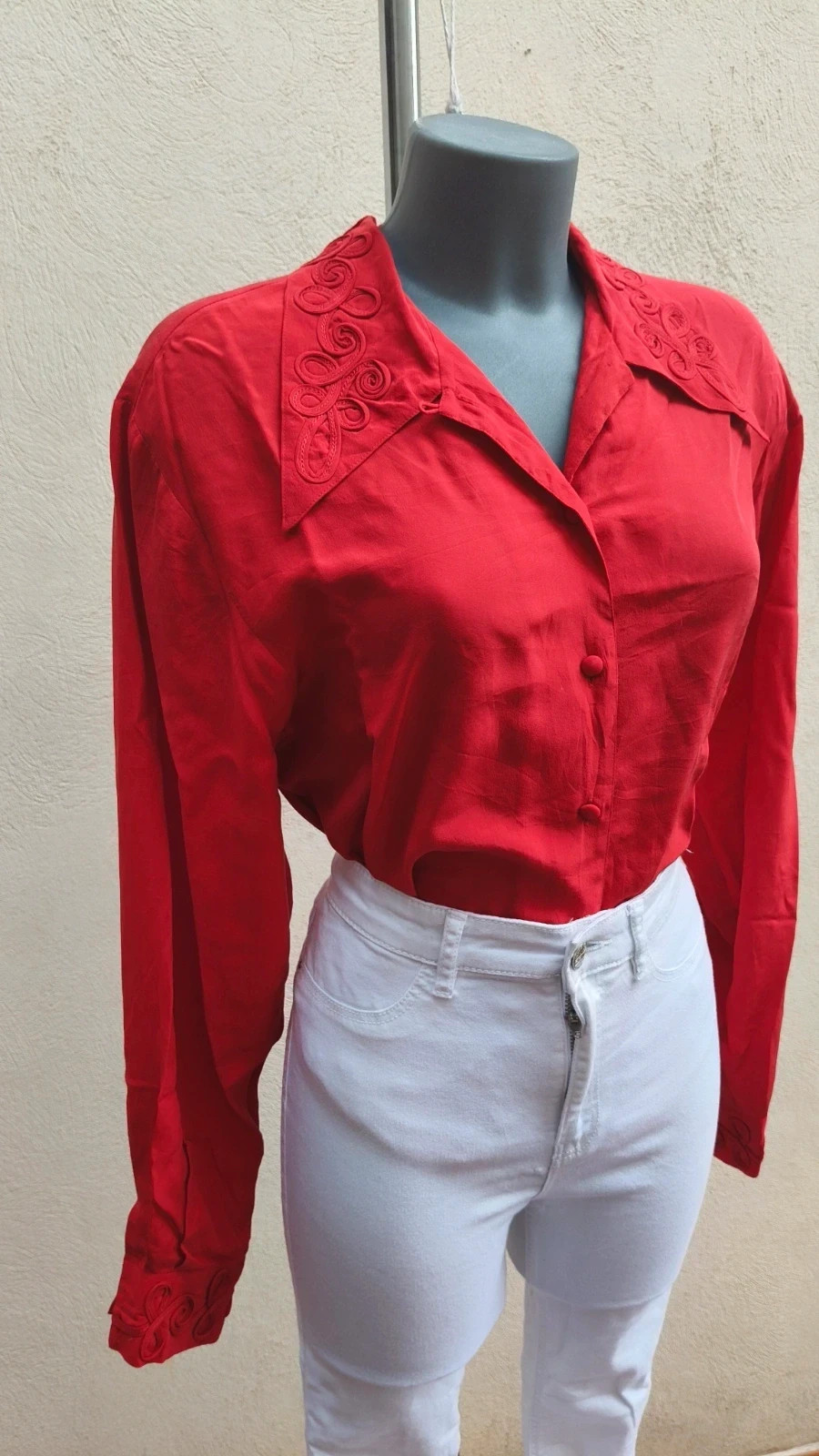Camisa Roja Vintage con Bordados Soutache en Cuello y Puños 😍 – Vintage Boutique – taille L / 40 / 12 2