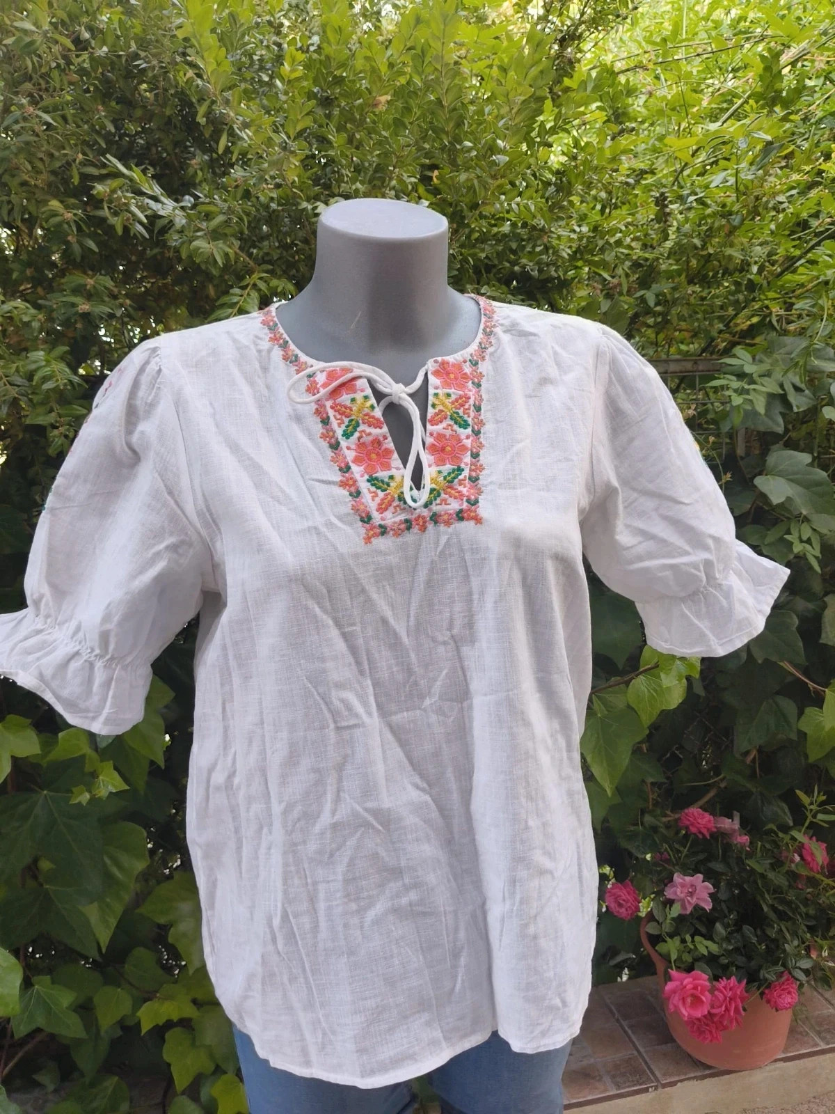 Blusa Blanca con Bordados Florales - Springfield (Talla M / 38) 🌈 – Springfield – taille M / 38 / 10 2