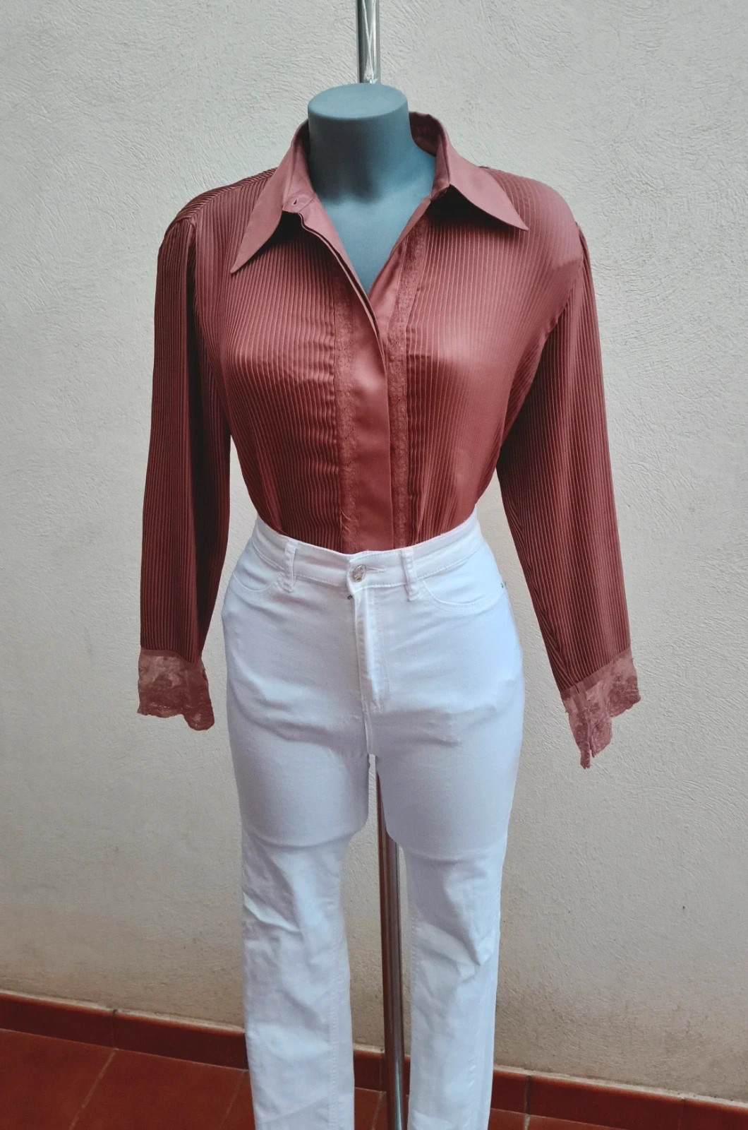 Blusa Plisada Satinada con Encaje - Lasserre 🌈 – Lasserre – taille L / 40 / 12