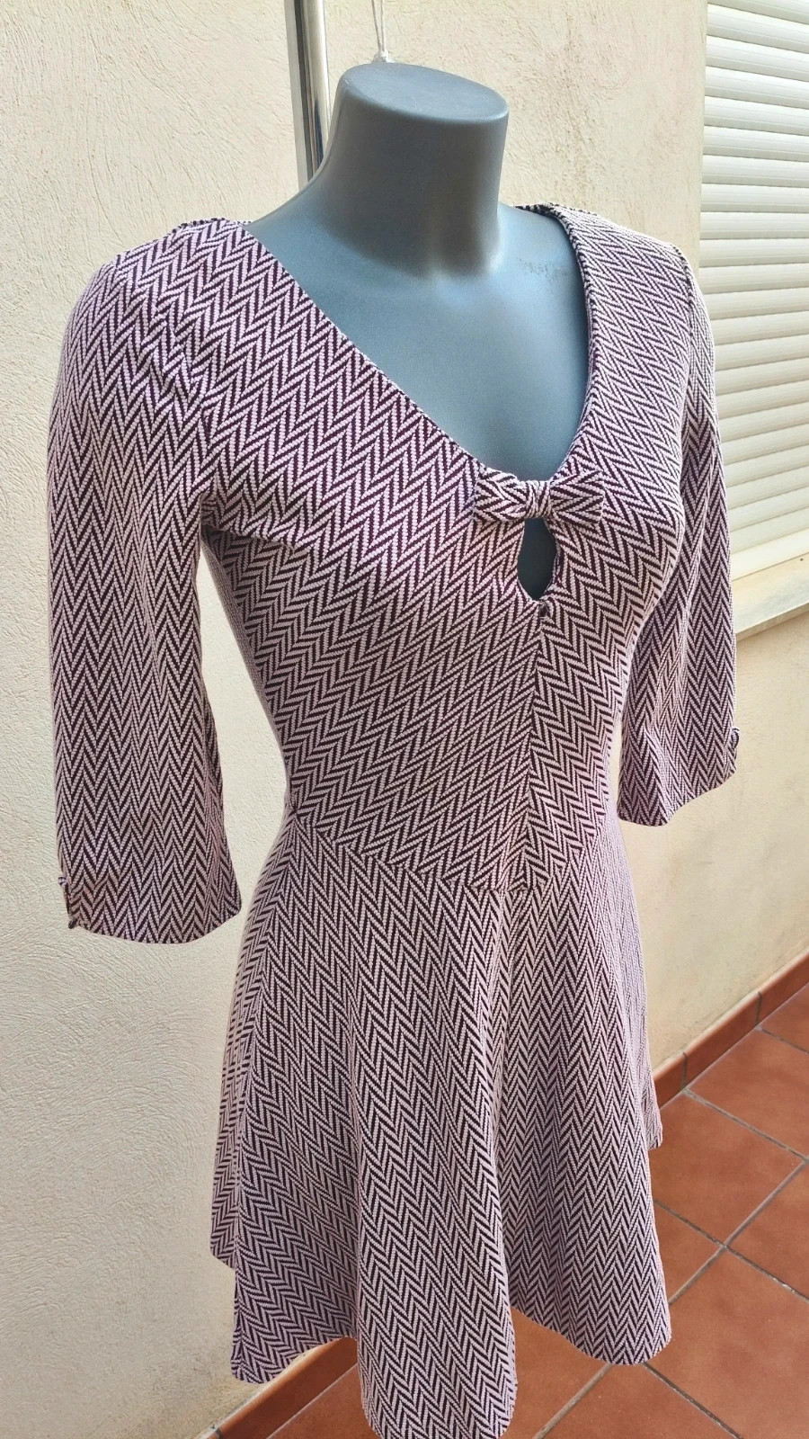 Vestido corto estampado geométrico 🌈 – Fórmula Joven – taille S / 36 / 8 2