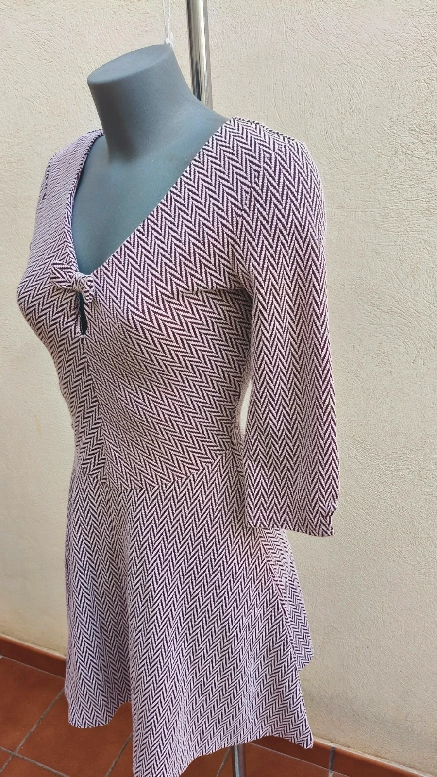 Vestido corto estampado geométrico 🌈 – Fórmula Joven – taille S / 36 / 8 3