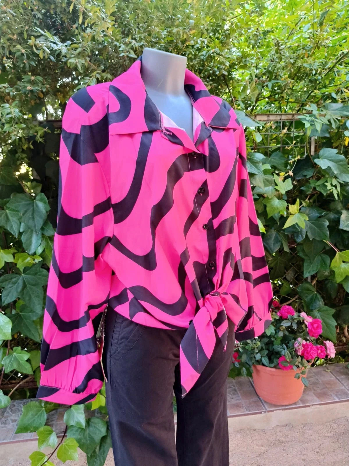 Camisa Fluida Estampada Rosa y Negro / Blusa Nudo 🌸 – Vintage Boutique – taille L / 40 / 12 2