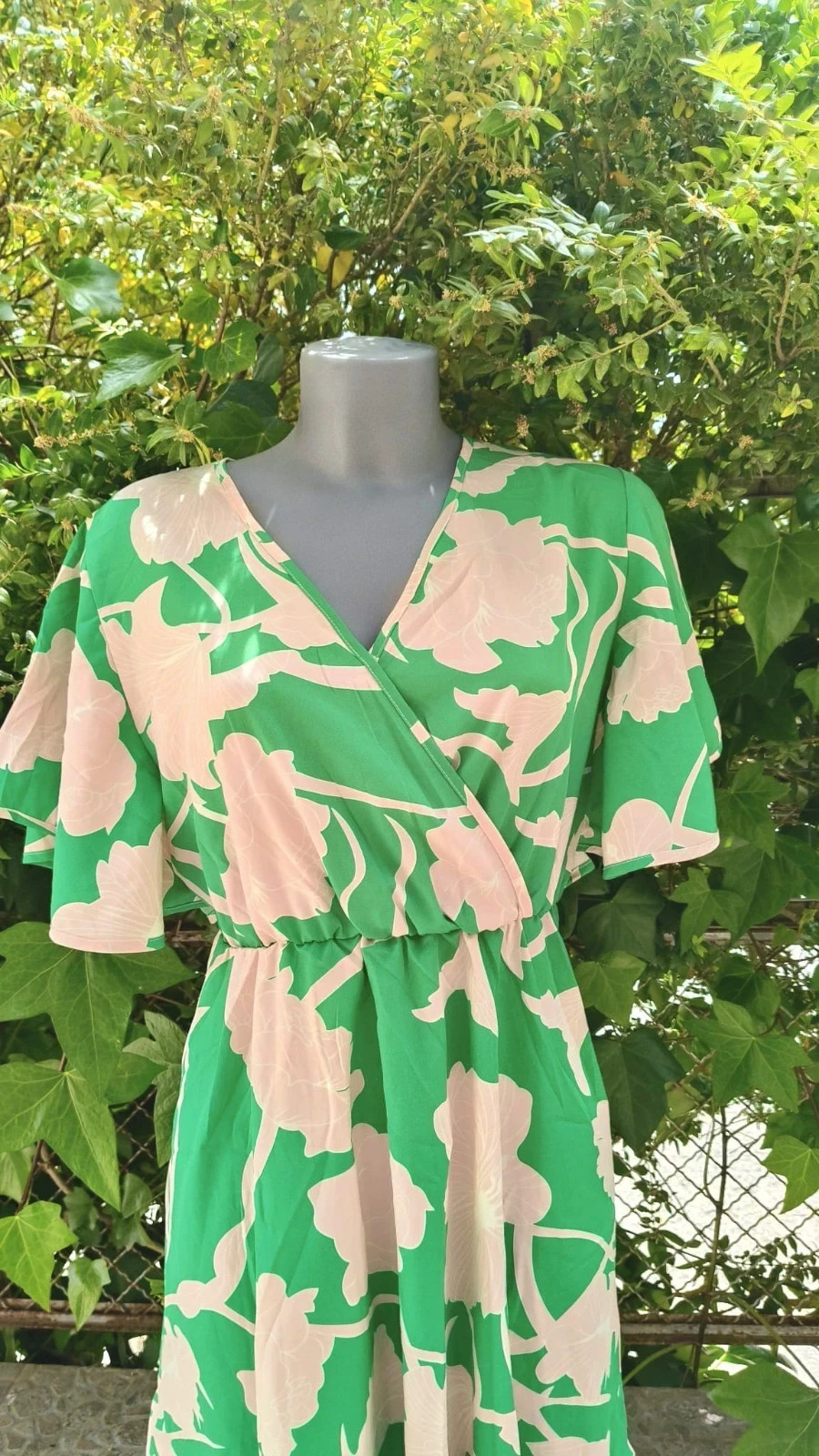 Vestido Corto Estampado Floral - Verde y Beige 🌈 – La Boutique – taille XL / 42 / 14 3