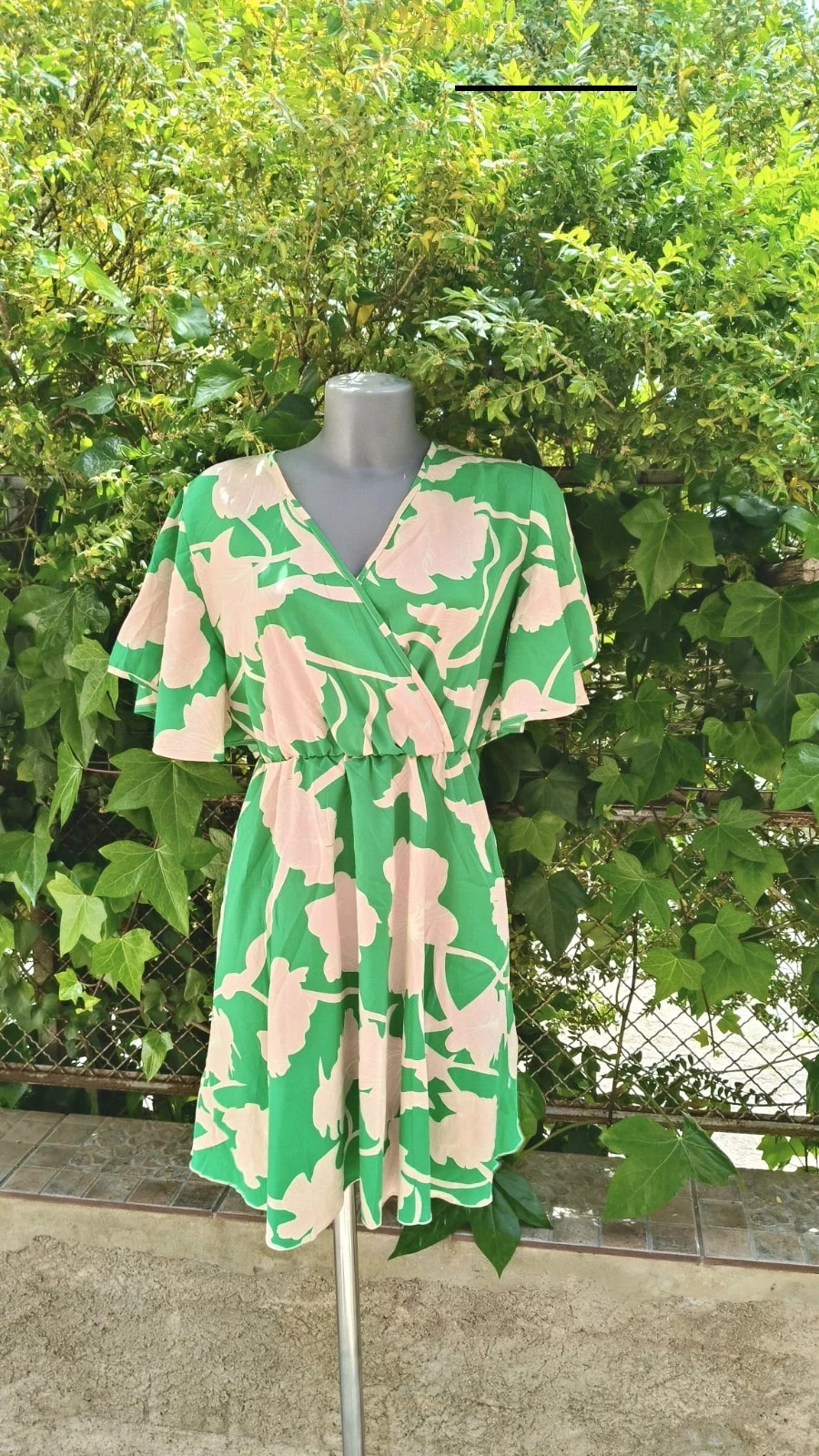 Vestido Corto Estampado Floral - Verde y Beige 🌈 – La Boutique – taille XL / 42 / 14