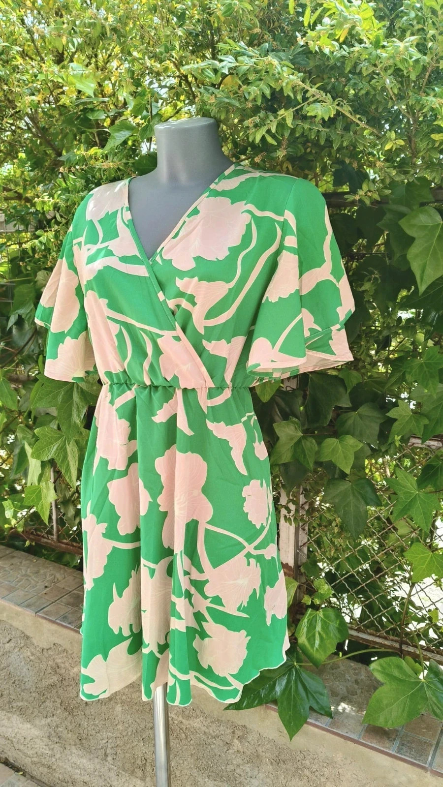 Vestido Corto Estampado Floral - Verde y Beige 🌈 – La Boutique – taille XL / 42 / 14 4