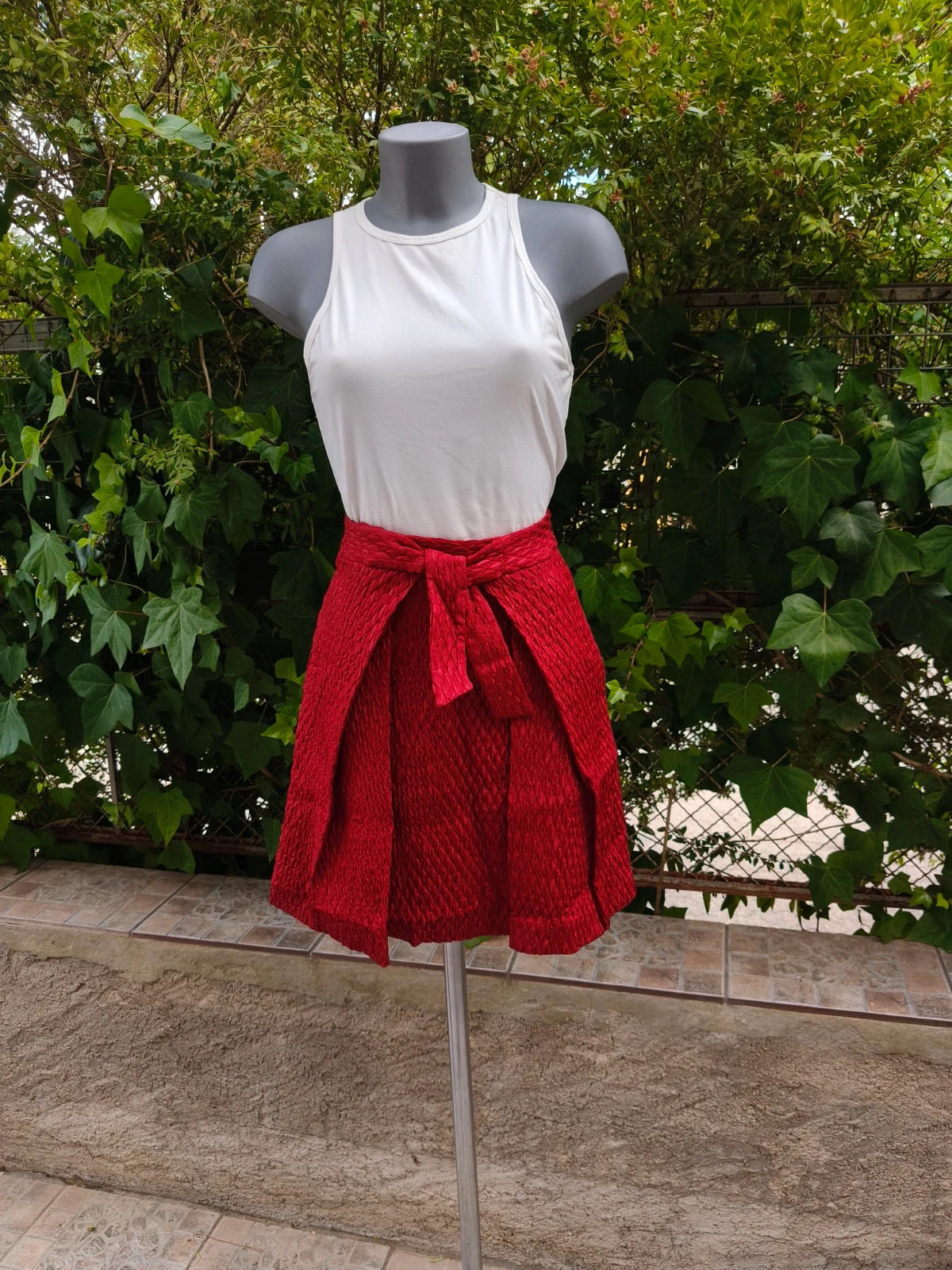 Falda roja