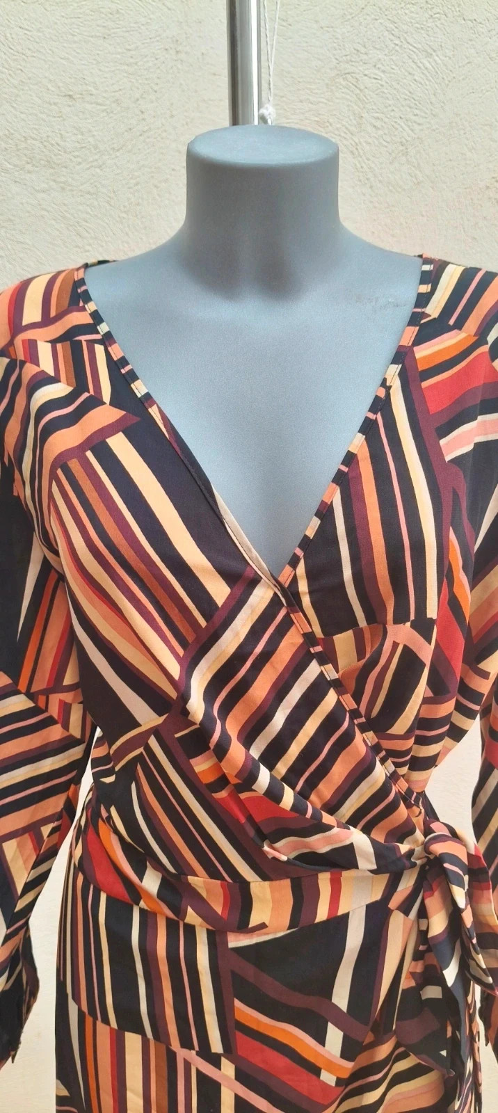 Vestido corto cruzado estampado geométrico 🌈 – Vintage Love – taille M / 38 / 10 4