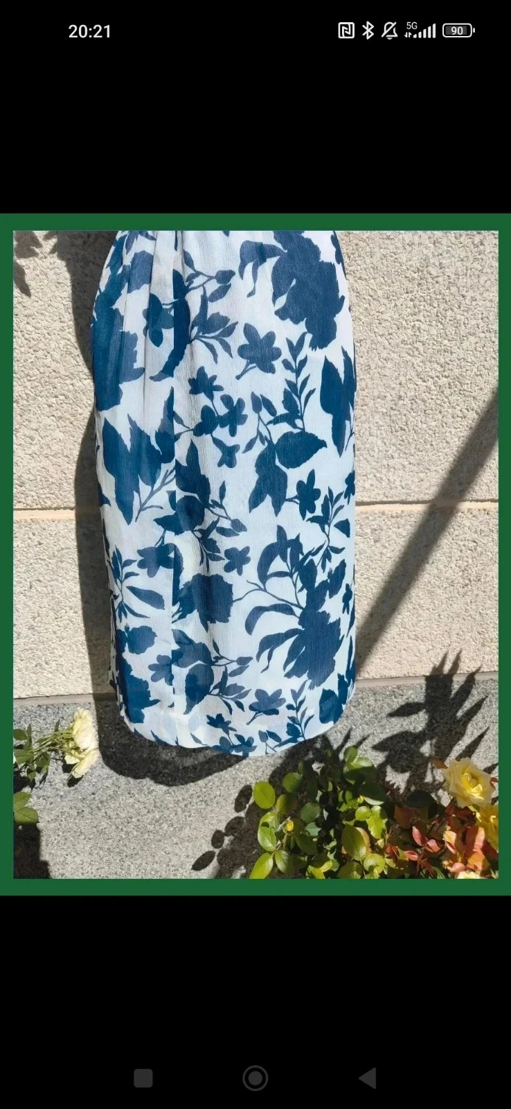 Falda Midi con Estampado Floral Azul y Blanco 🤍 – La Boutique – taille XL / 42 / 14 3
