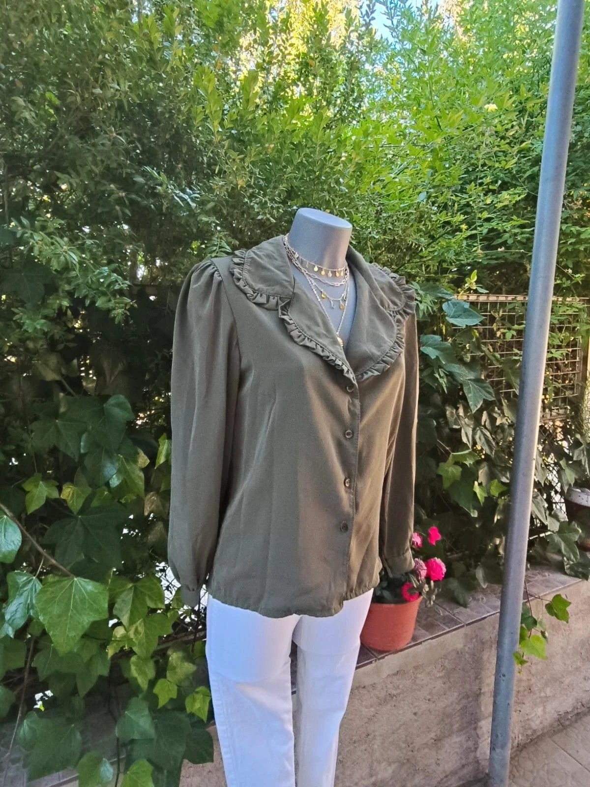 Camisa romántica verde caqui - MUSE 🌈 – Muse – taille M / 38 / 10 4