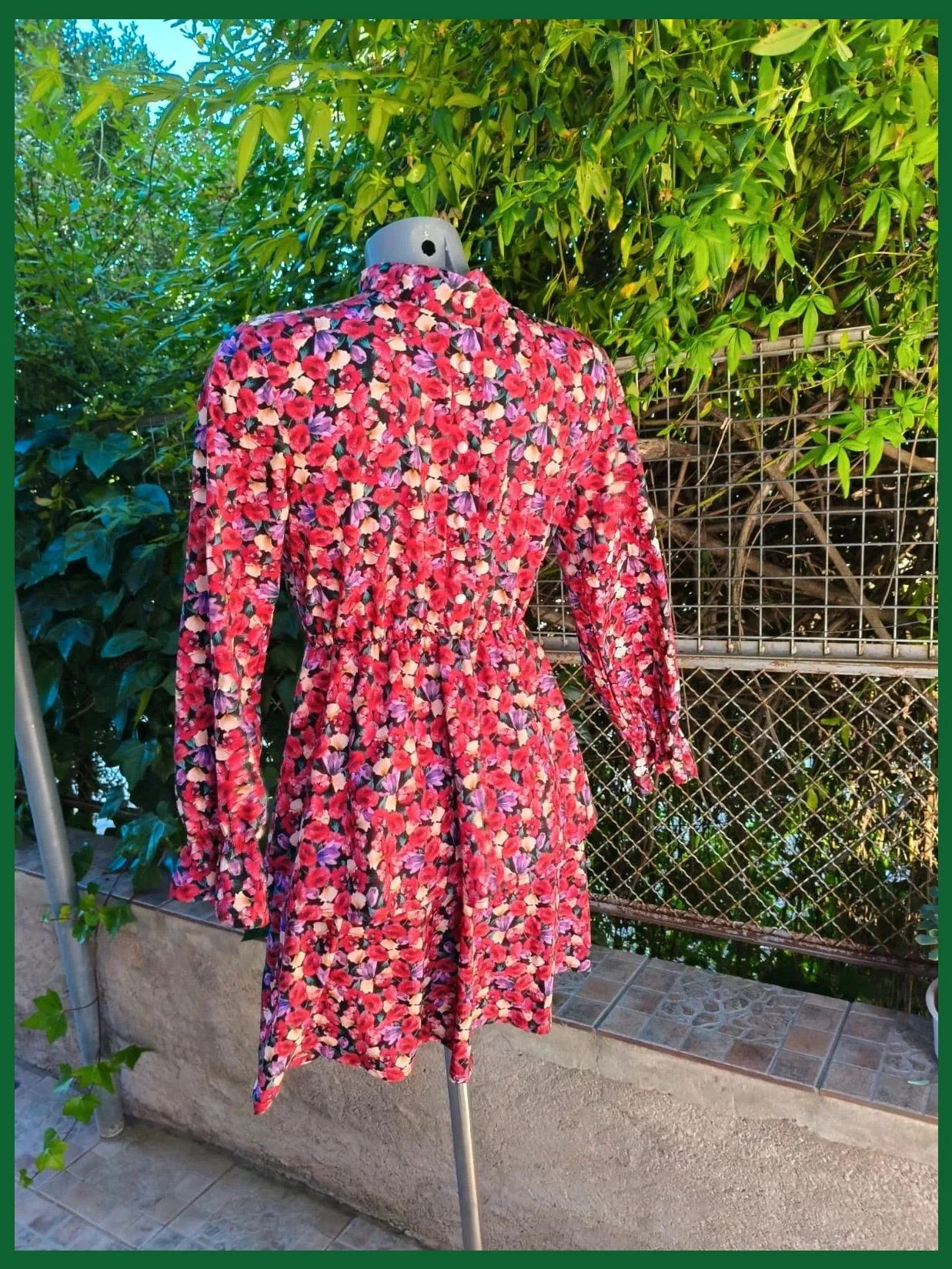 Vestido Corto con Estampado Floral Vibrante y Volantes 🌺 – Boutique Bohéme – taille L / 40 / 12 4