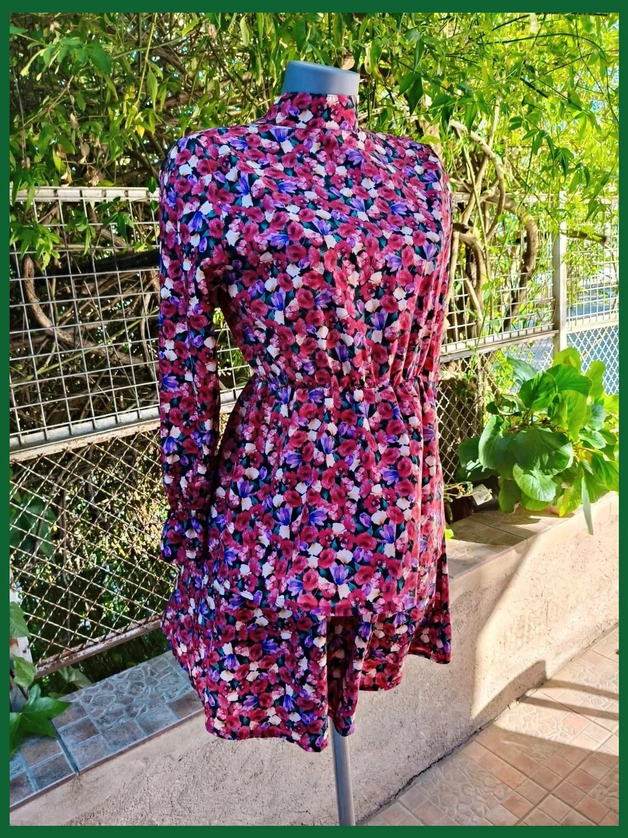 Vestido Corto con Estampado Floral Vibrante y Volantes 🌺 – Boutique Bohéme – taille L / 40 / 12 3