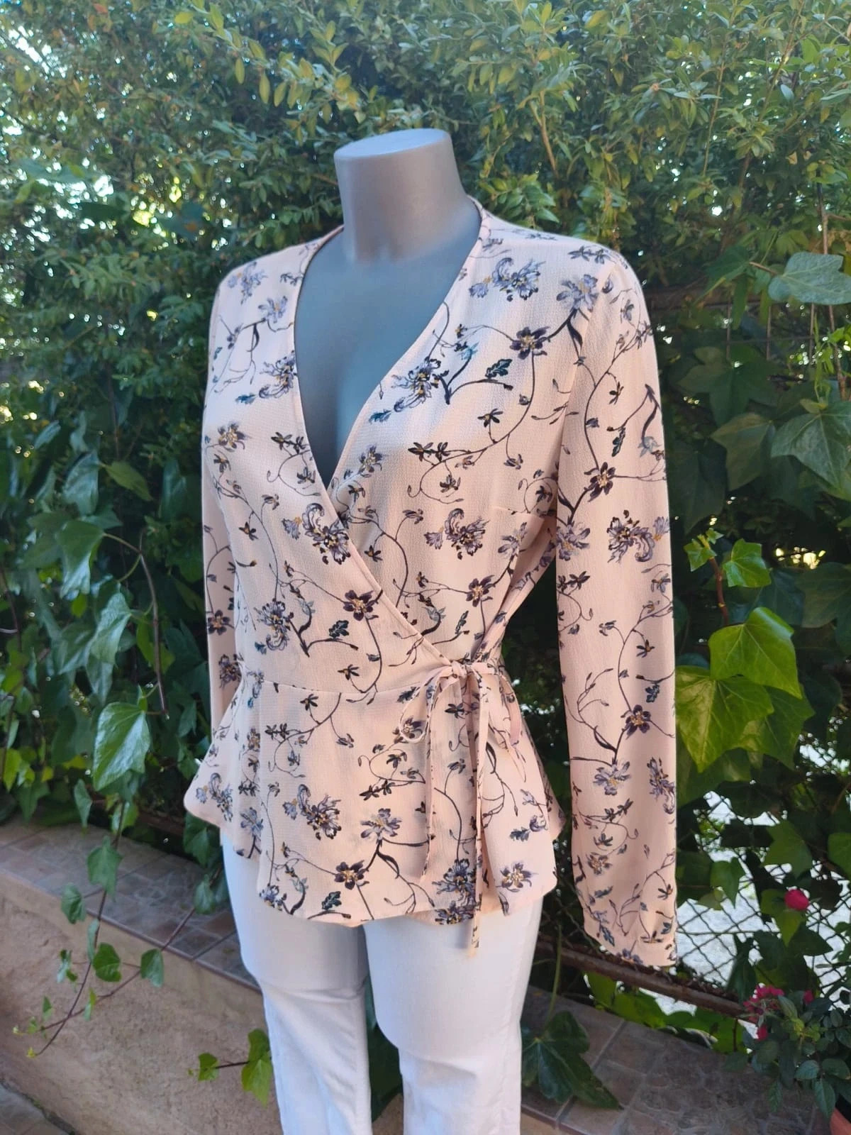 Blusa Cruzada de Flores / Primark (Talla 40) 🌈 – Primark – taille L / 40 / 12 5